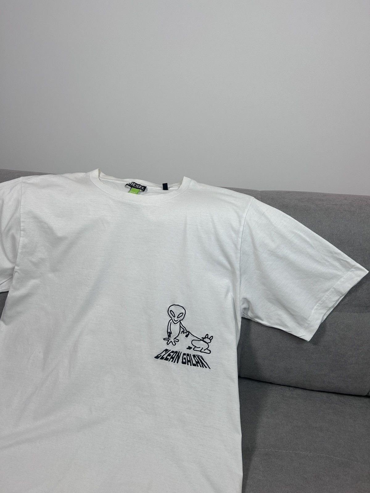 Other Diesel Clean Galaxy White Tee SZ L Size US L / EU 52-54 / 3 - 2 Thumbnail