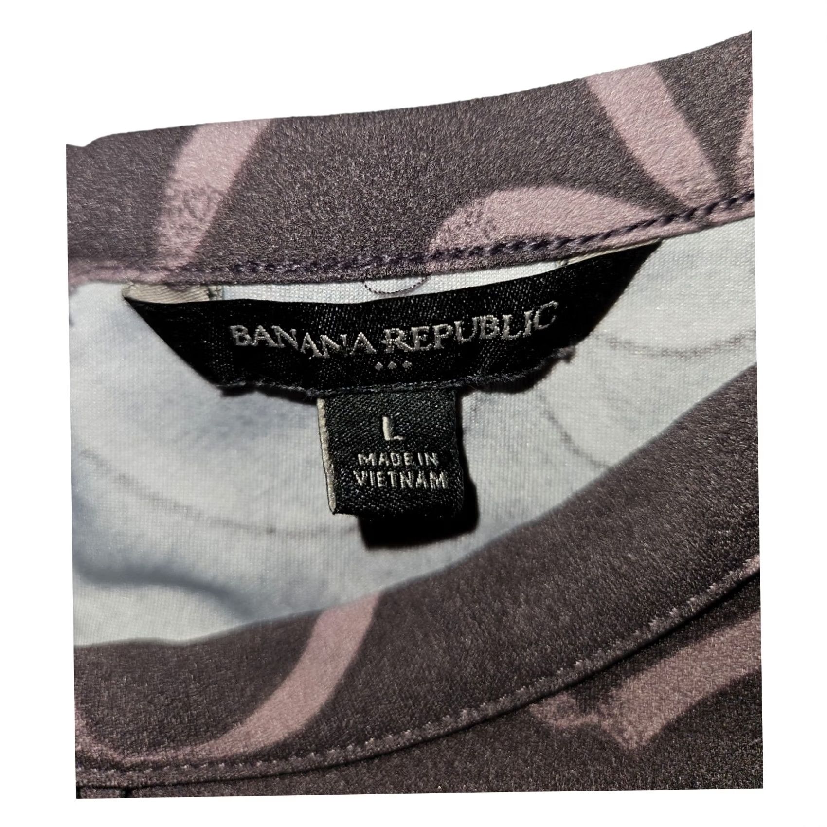 Banana Republic Banana Republic Blouse L Brown Sleeveless AOP Bows Boat Neck Casual Workwear Women Size L / US 10 / IT 46 - 2 Thumbnail