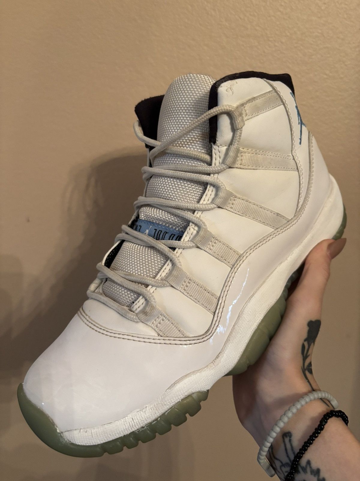 Jordan Brand Air Jordan 11 BG 'Legend Blue' Size US 6 / EU 39 - 1 Thumbnail