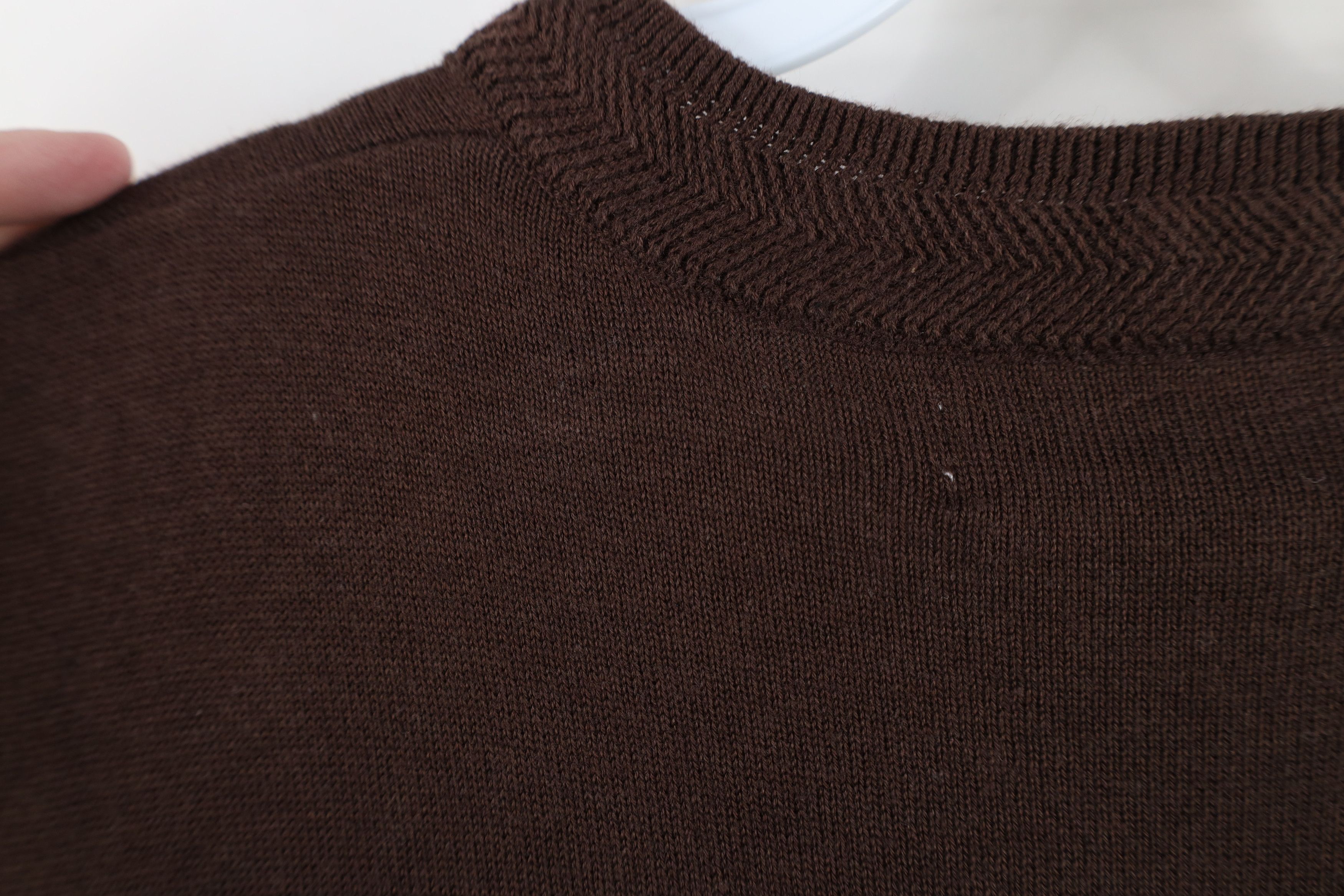 Vintage Vintage 90s Streetwear Lightweight Knit Sweater Vest Brown Size US L / EU 52-54 / 3 - 8 Thumbnail