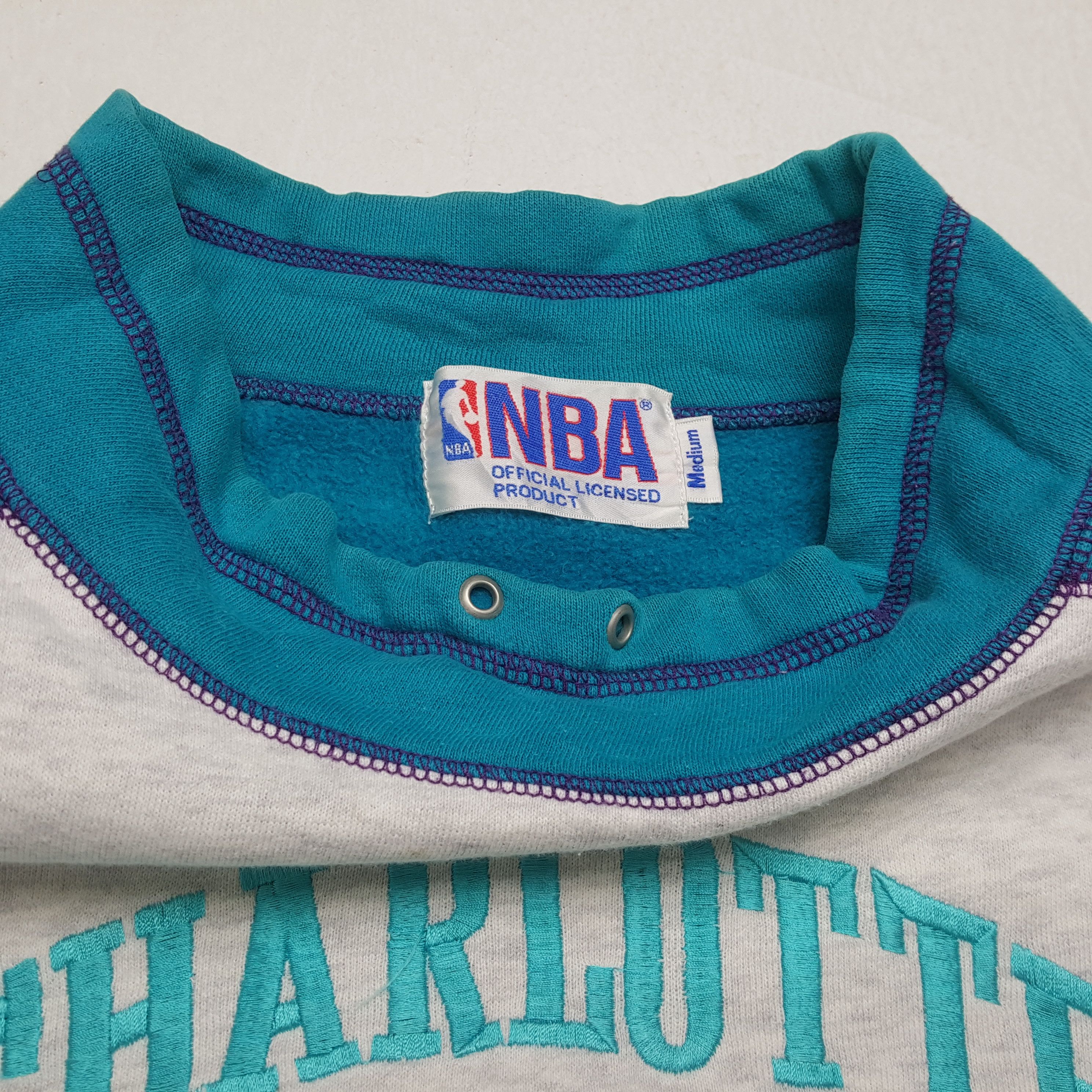 NBA × Vintage Vintage CHARLOTTE HORNEST NBA Basketball Team Sweatshirt Size US M / EU 48-50 / 2 - 11 Thumbnail