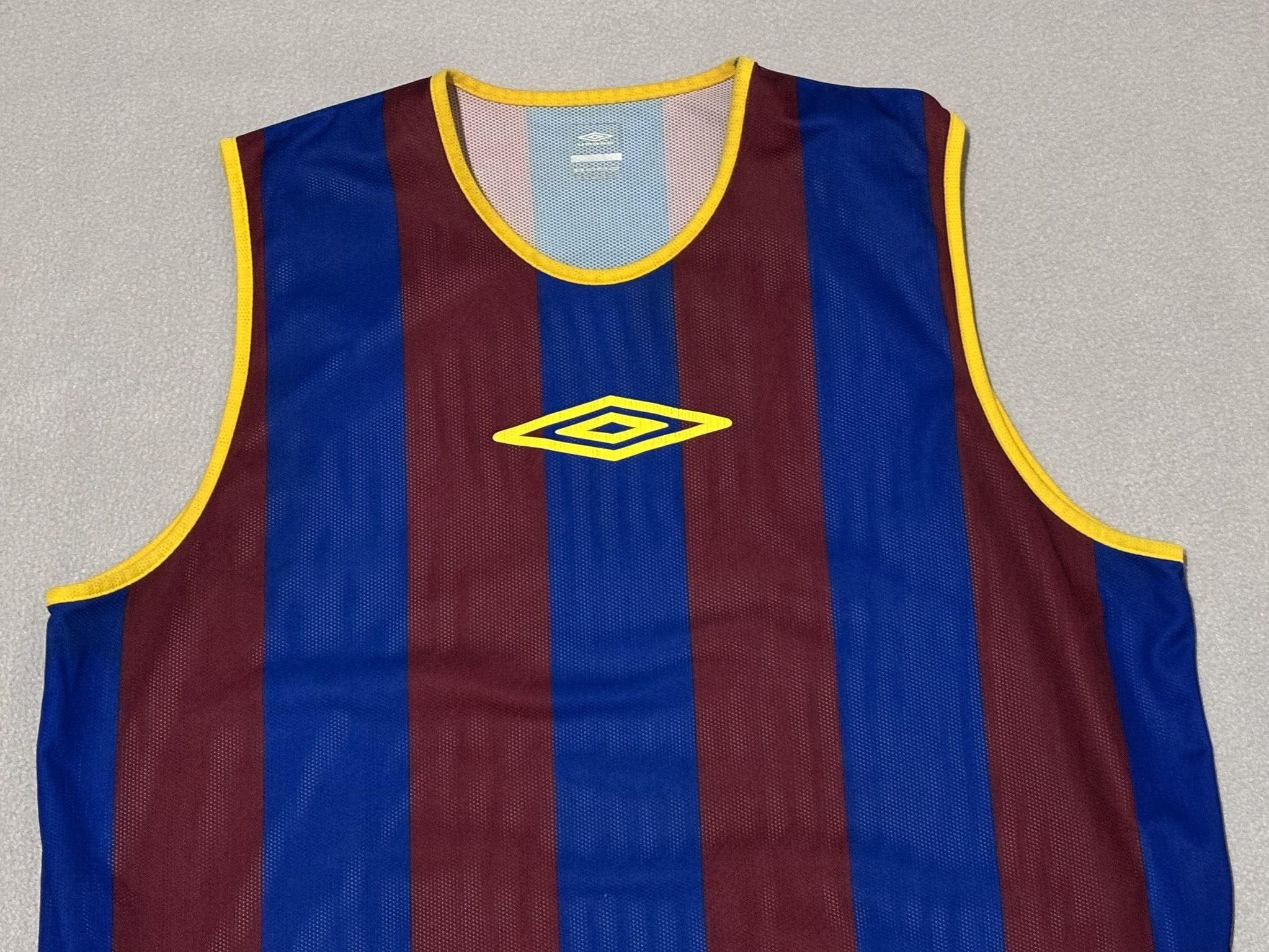 Umbro Umbro Sleeveless Jersey Size XXL Size US XXL / EU 58 / 5 - 7 Thumbnail
