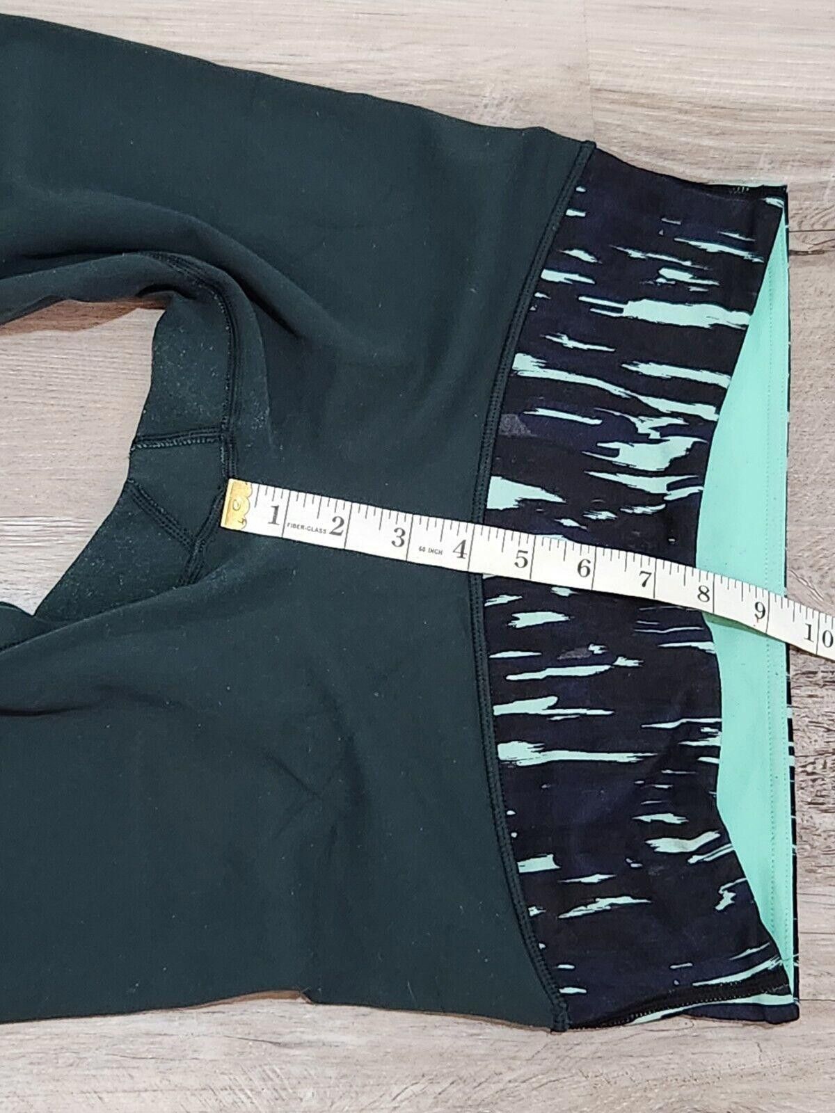 Designer Lululemon Leggings Wunder Under Pant III Reversible 8 Green Size 30" / US 8 / IT 44 - 6 Thumbnail