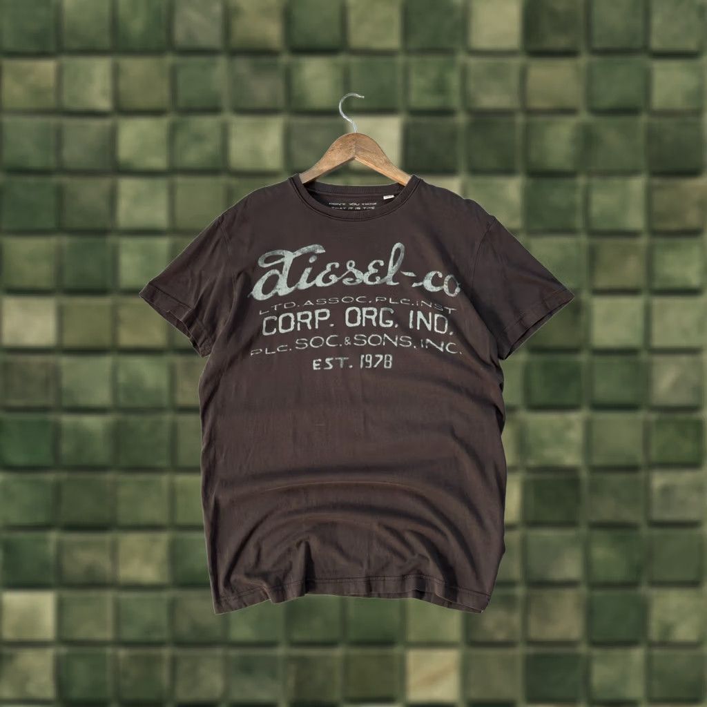 Diesel DIESEL VINTAGE T-Shirt BIG LOGO Y2K BROWN/GRAY XL Men Size US XL / EU 56 / 4 - 1 Thumbnail