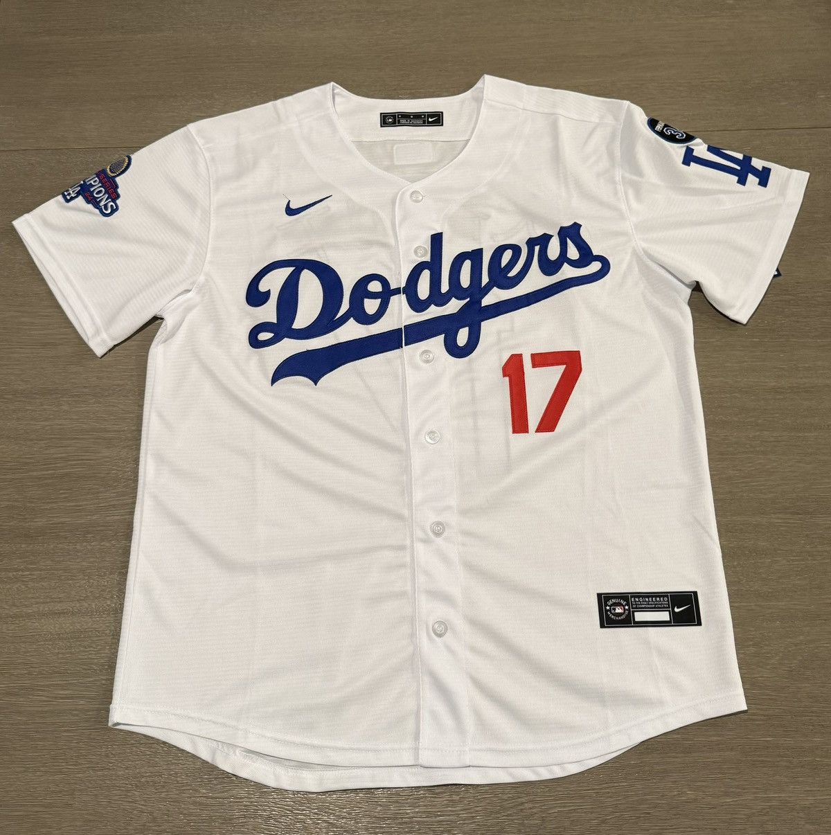 Nike Shohei Ohtani Los Angeles Dodgers Stitched Kanji Jerse Size US M / EU 48-50 / 2 - 2 Thumbnail