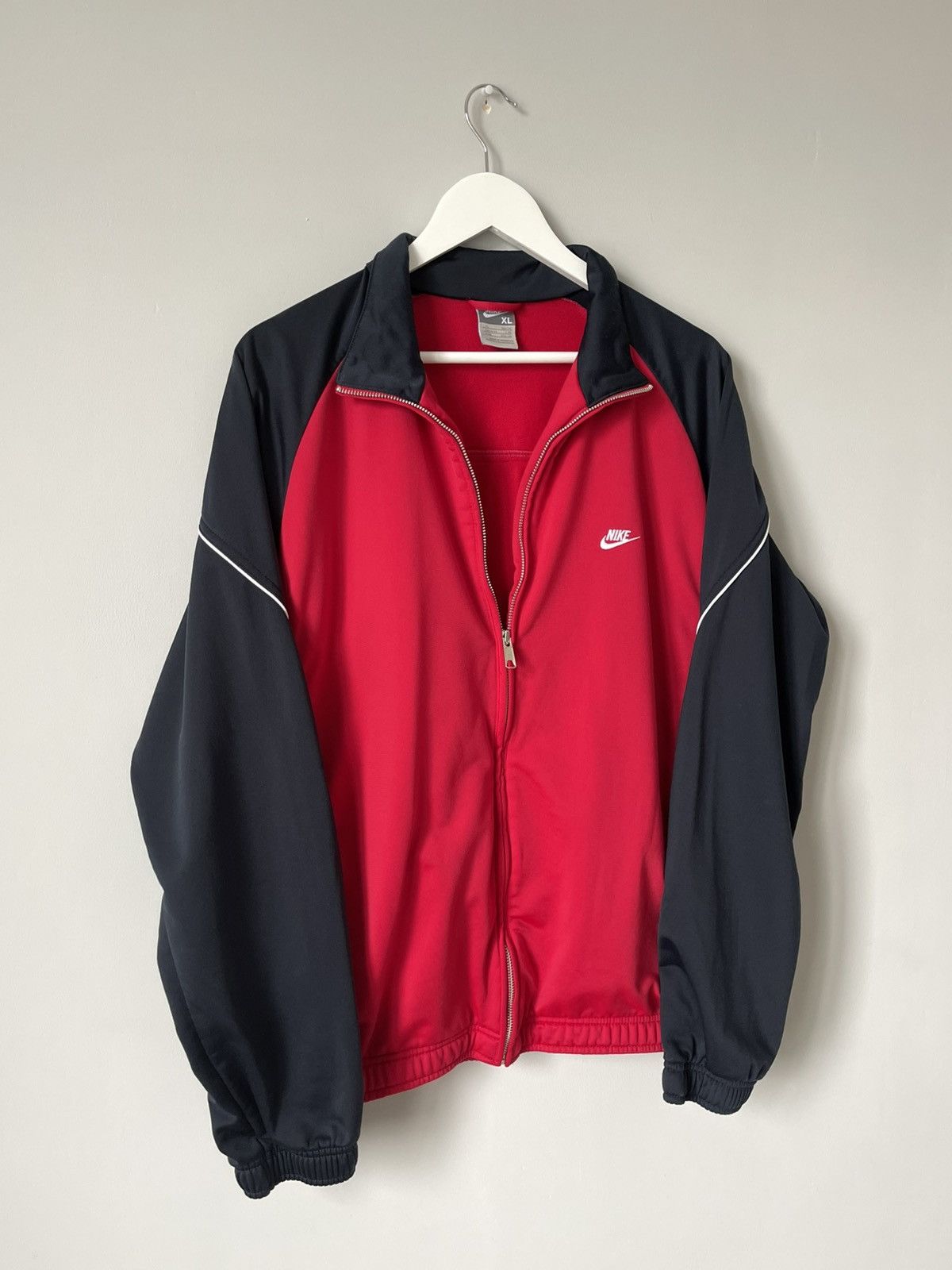 Nike Vintage Nike Zip Up Sweatshirt Track Jacket Embroidered Logo Size US XL / EU 56 / 4 - 3 Thumbnail
