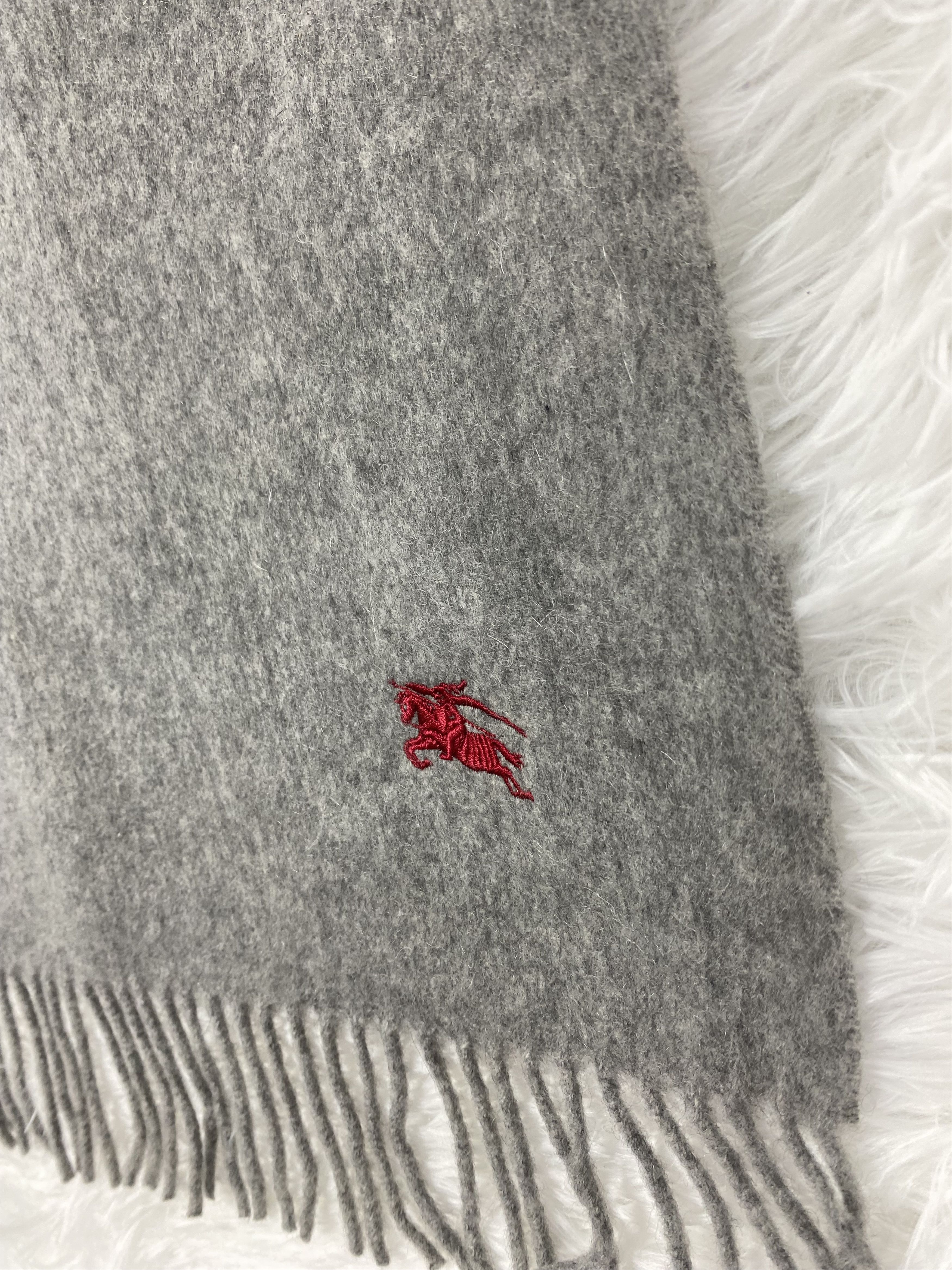 Burberry Vintage Burberry Scarf / Muffler Neckwear PM0018 Size ONE SIZE - 4 Thumbnail