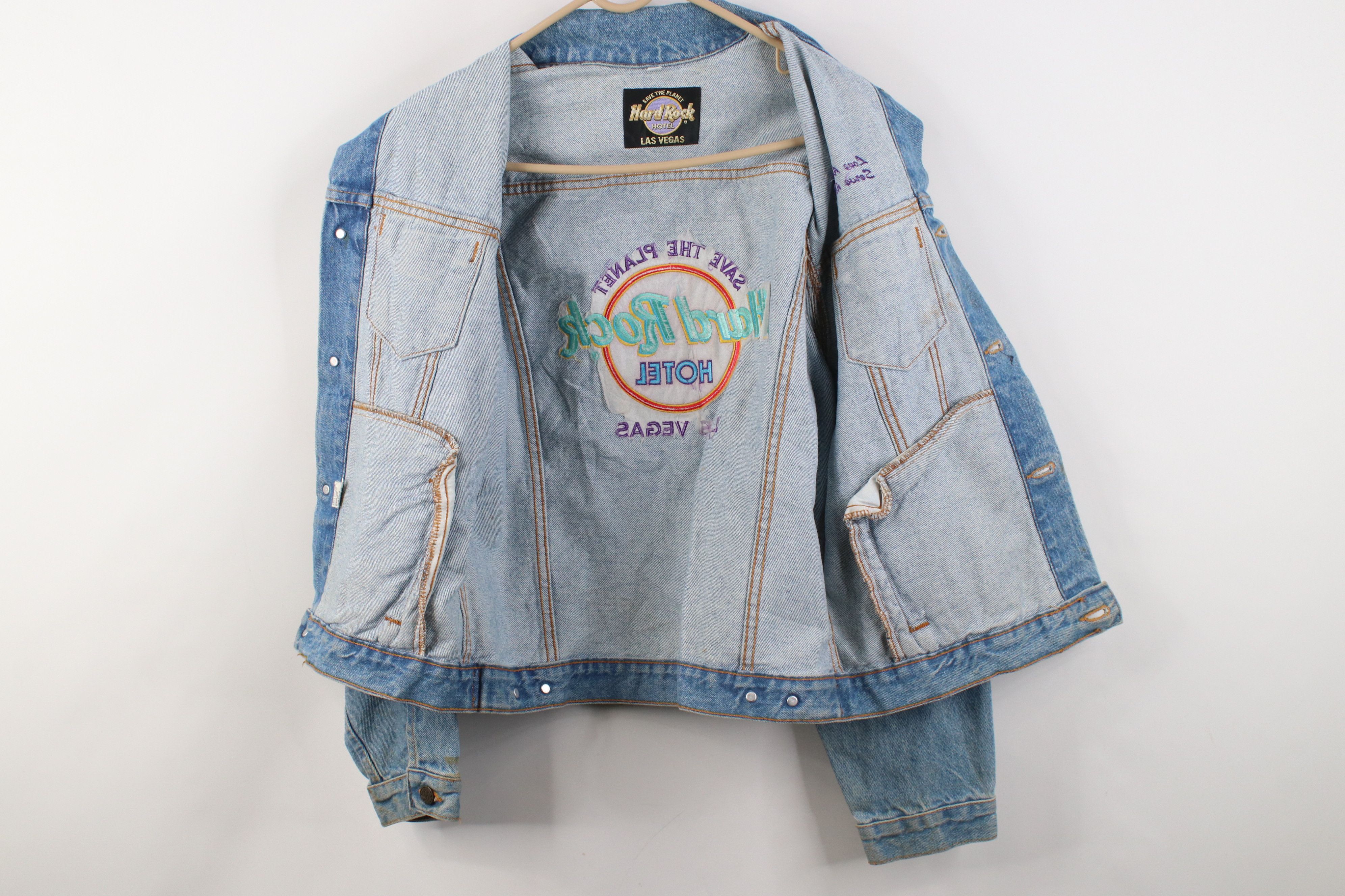 Hard Rock Cafe Vintage 90s Hard Rock Cafe Las Vegas Denim Trucker Jacket Size L / US 10 / IT 46 - 11 Thumbnail