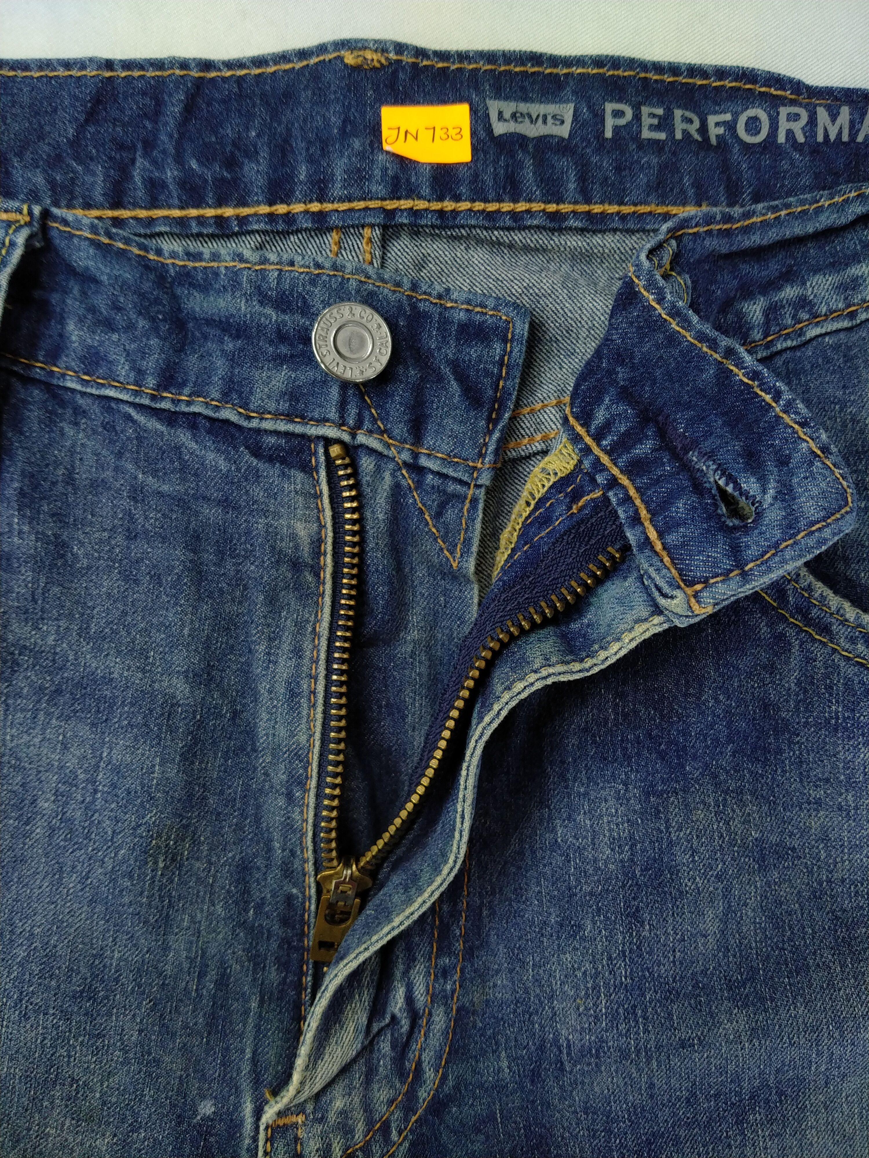 Levi's Faded Blue Levi's Premium 505 Denim 33 x 28.5 JN733 Size US 33 - 6 Thumbnail