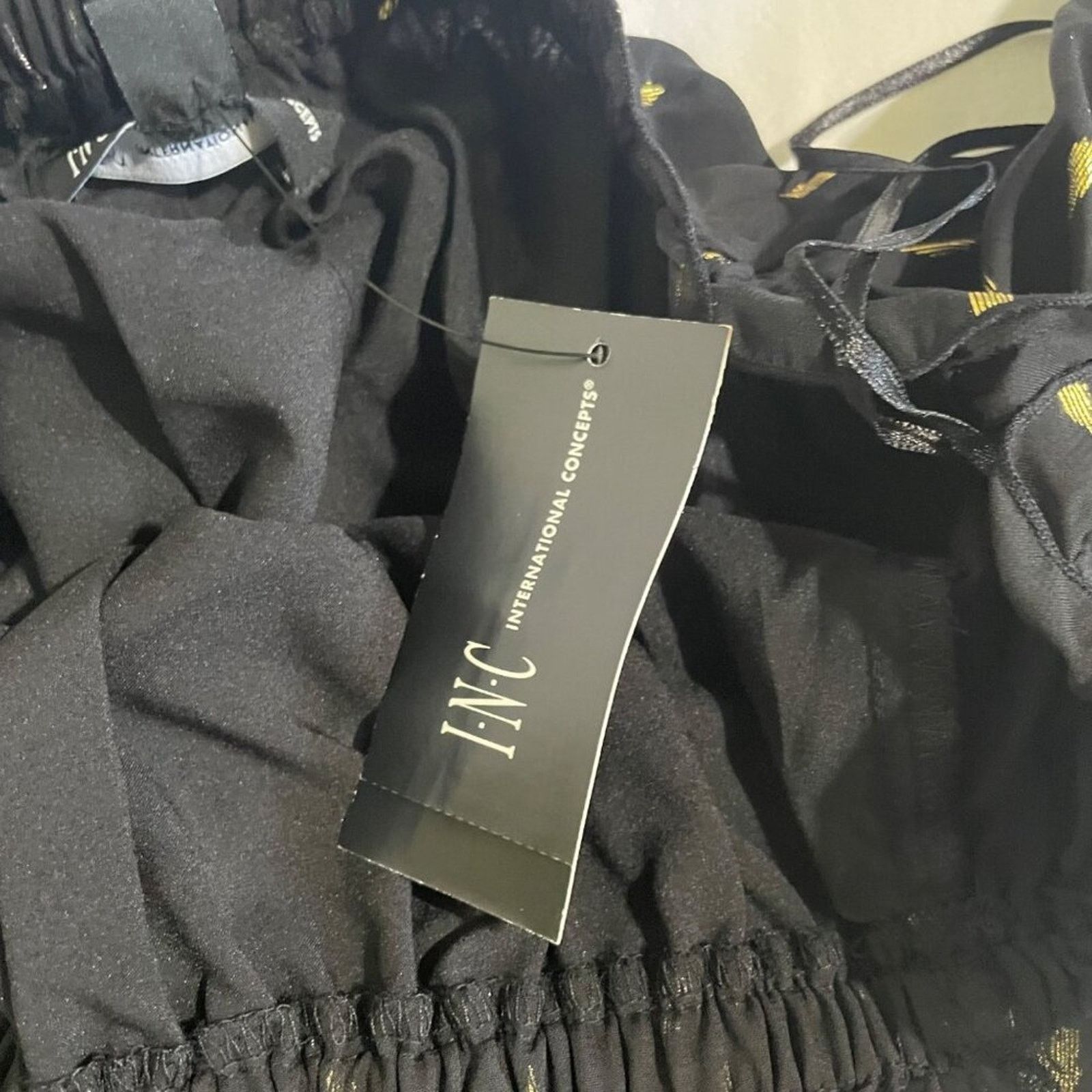 Other INC XS NWT Black Foil-Print Tiered Top | Off-Shoulder Chic Size XS / US 0-2 / IT 36-38 - 11 Thumbnail