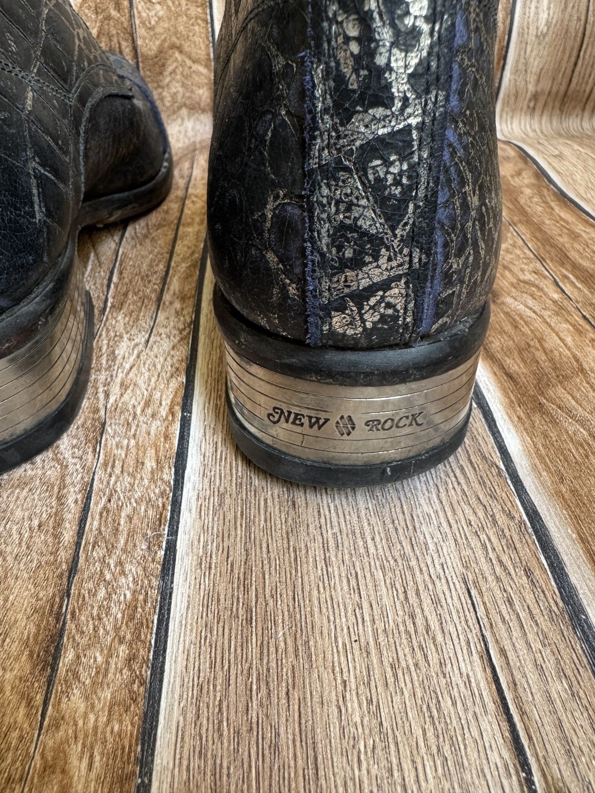 New Rock rare Vtg boots Size US 9 / EU 42 - 12 Thumbnail