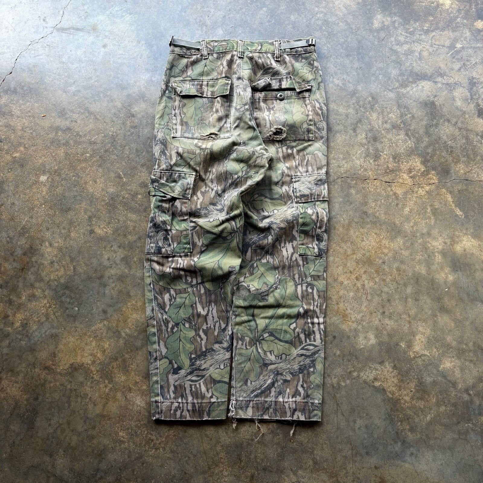 Mossy Oaks Beautiful Vintage Mossy Oaks Camo Pants Size US 30 / EU 46 - 1 Thumbnail