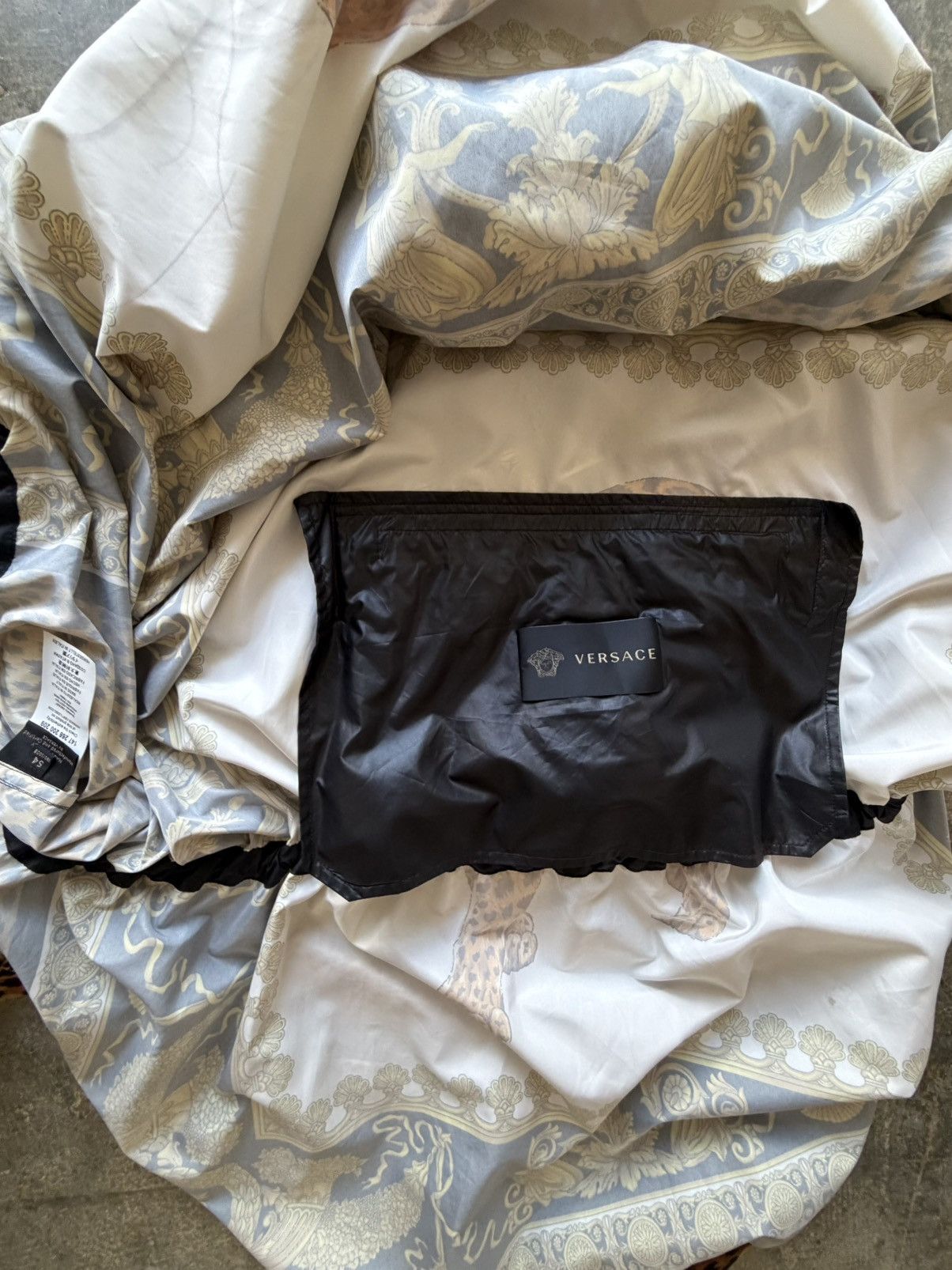 Versace Versace FW 2018 Leopard Baroque Print Hoodie Size US L / EU 52-54 / 3 - 10 Thumbnail