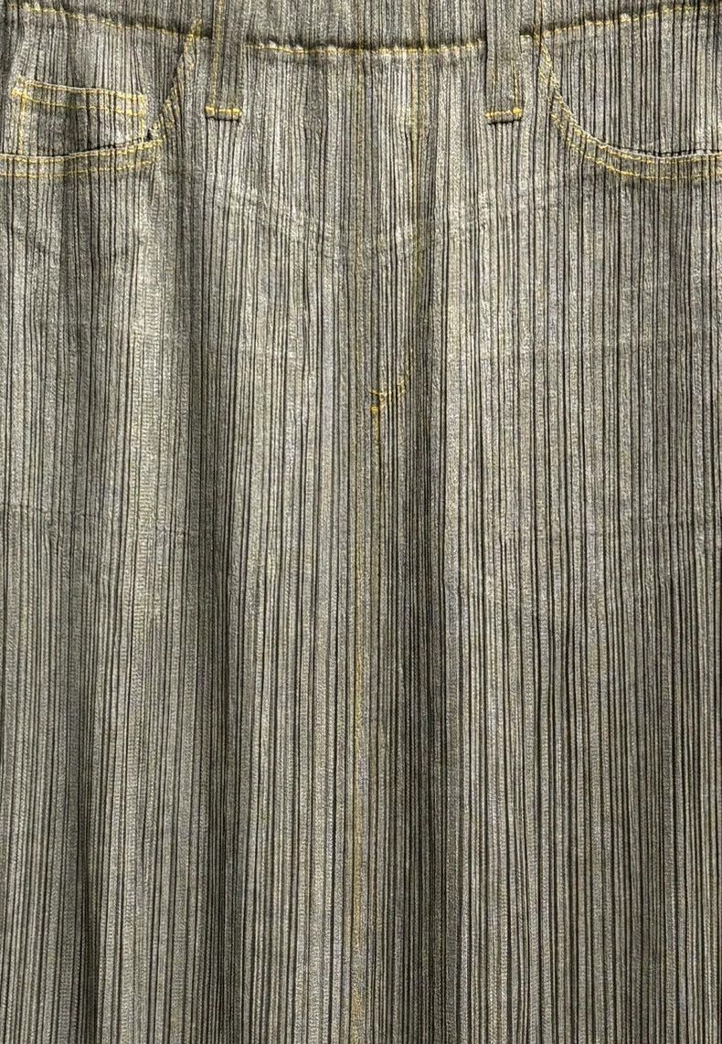 Issey Miyake Issey Miyake size:1 Yellow-gray denim pleated skirt Size 42" / US 20 - 2 Thumbnail