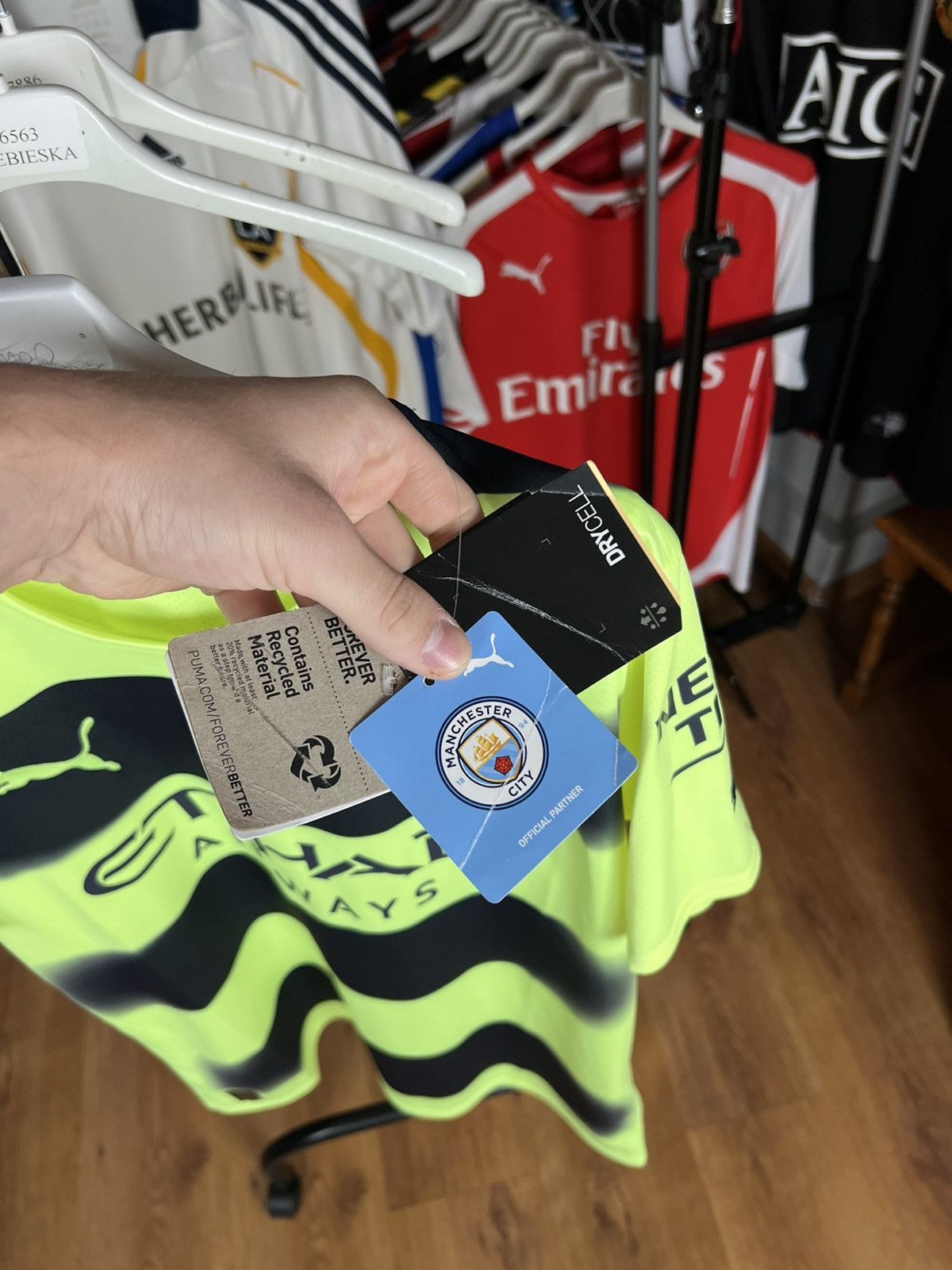 Puma Soccer Jersey Puma Manchester City 2022/23 Bernardo Silva Size US M / EU 48-50 / 2 - 9 Thumbnail