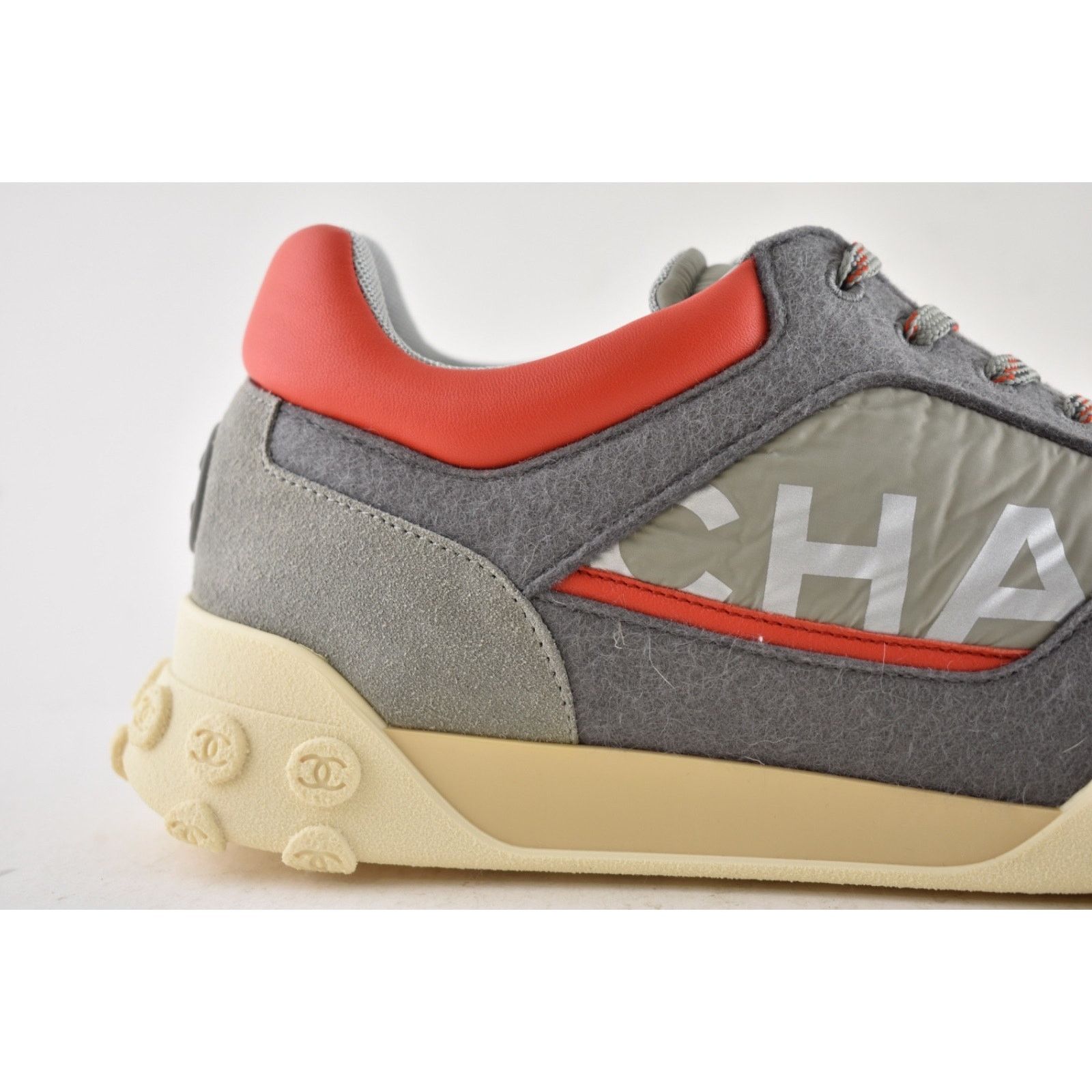 Chanel Chanel Mens 18K Grey Orange Nylon CC Logo Lace Up Low Size US 11 / EU 44 - 4 Thumbnail