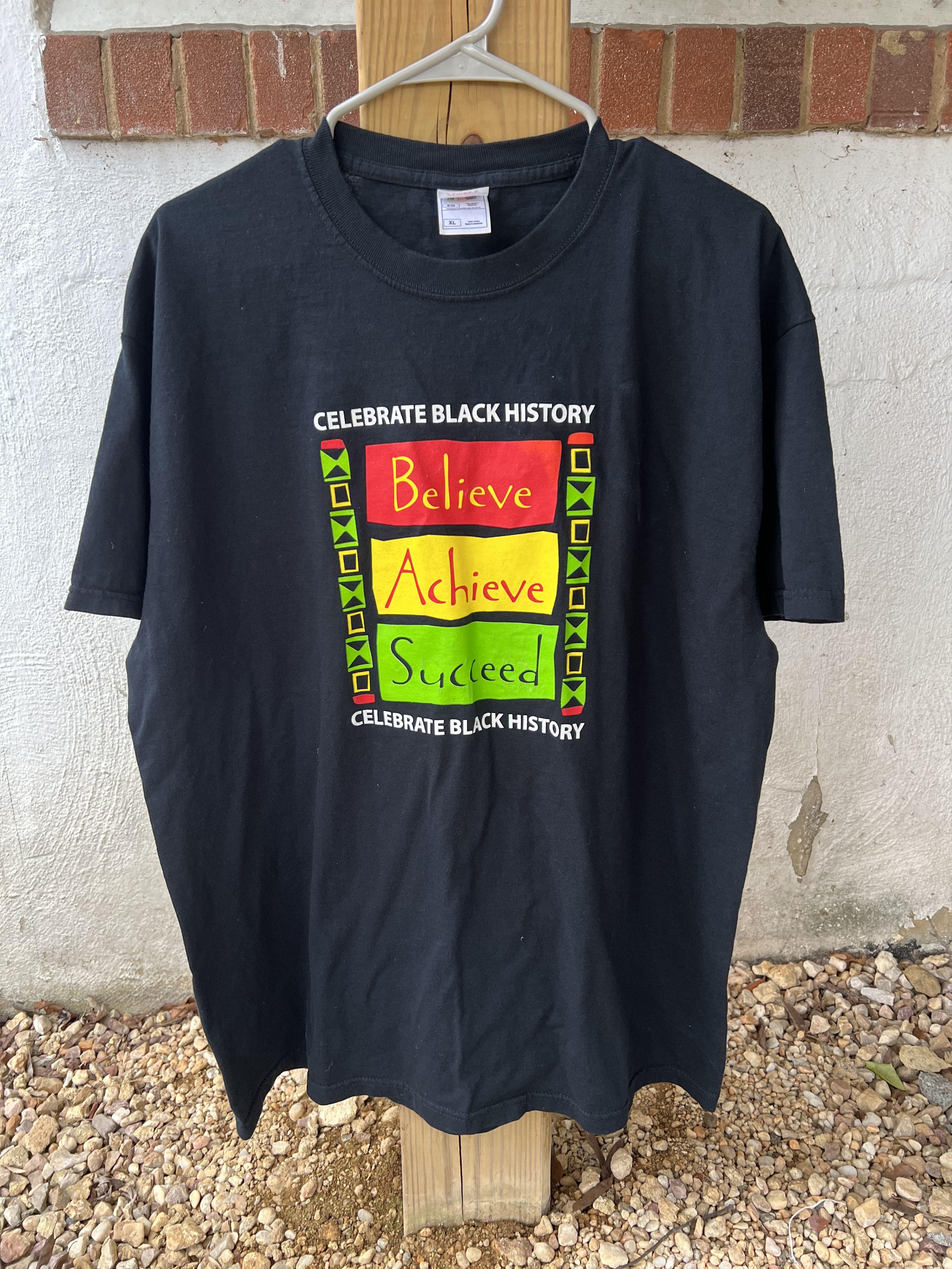 Fruit Of The Loom Believe, Achieve, Succeed Black History Month Tee Size US XL / EU 56 / 4 - 1 Thumbnail