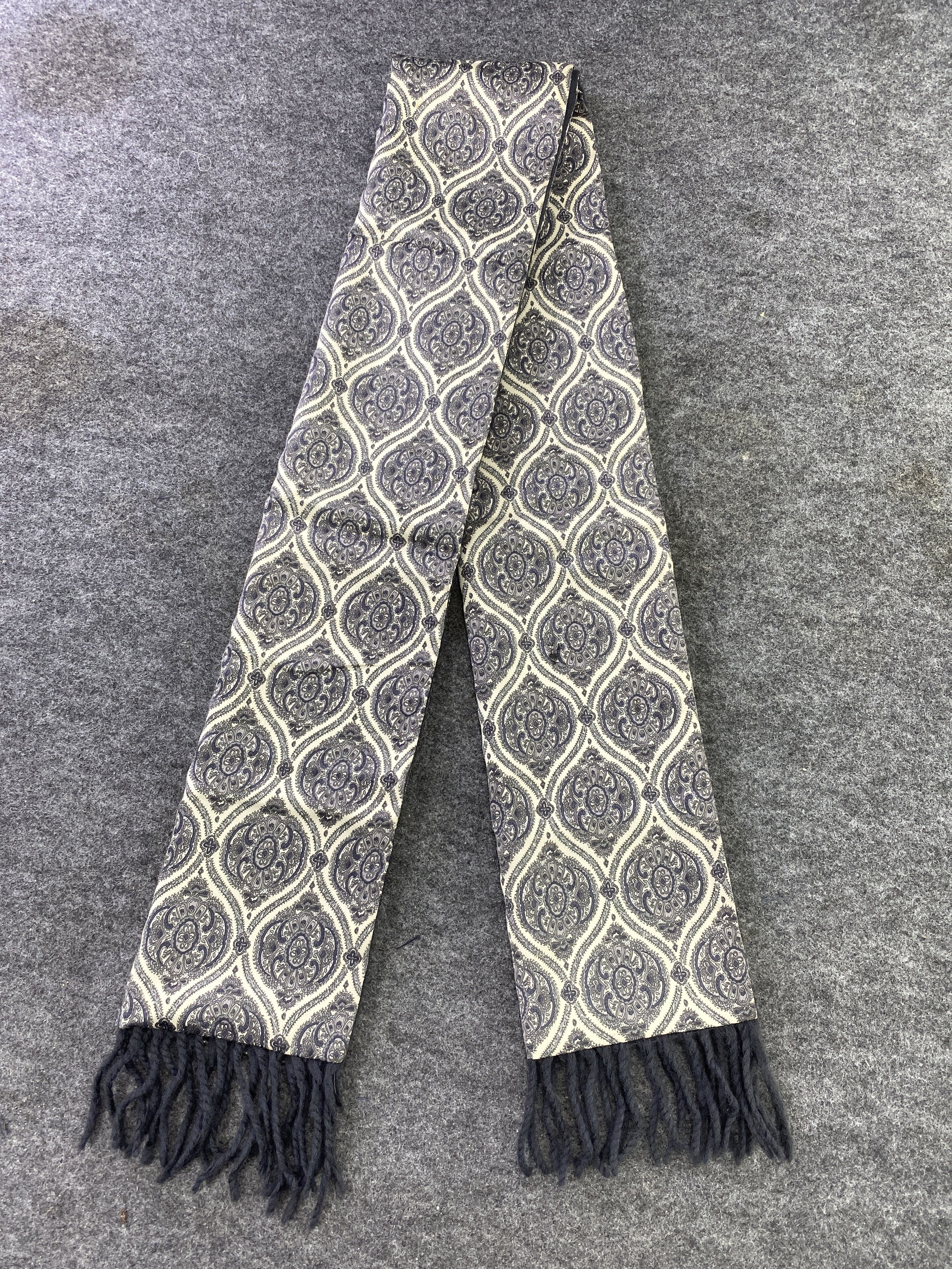Designer Paislee Silk Wool Scarf / Muffler / Neckwear -T546 Size ONE SIZE - 4 Thumbnail