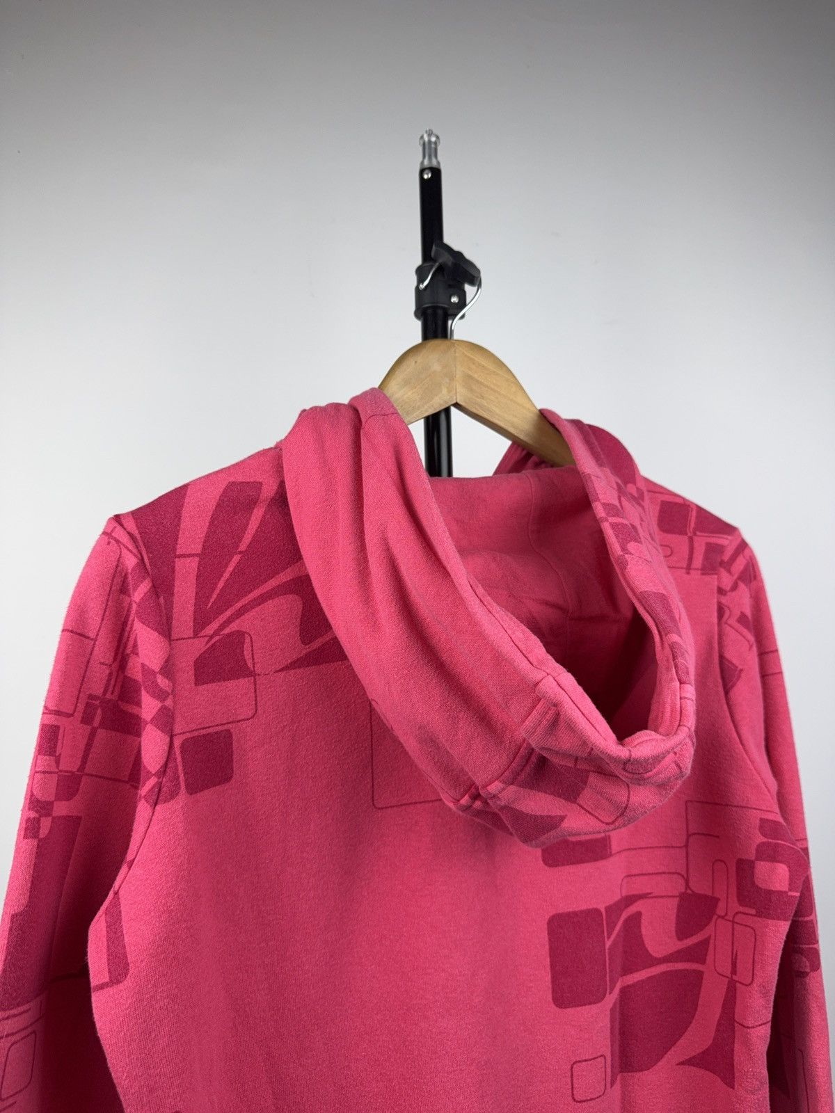 Oakley Y2K 00s Oakley Outdoor Pink Abstract Full Zip Hoodie M Size M / US 6-8 / IT 42-44 - 11 Thumbnail