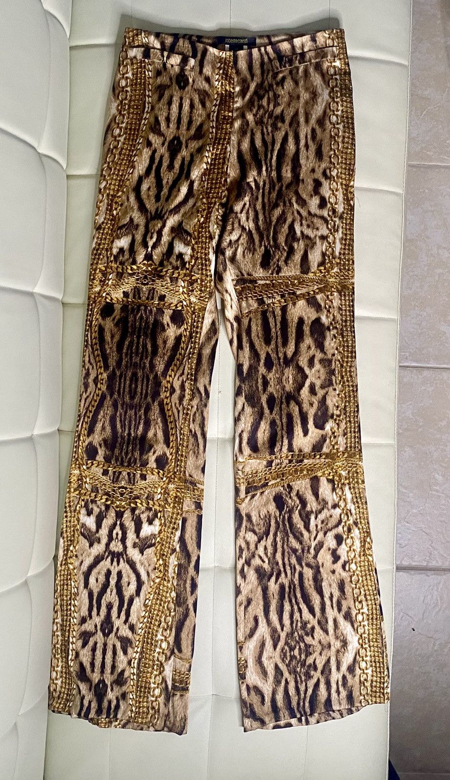 Roberto Cavalli Roberto Cavalli Leopard & Gold Chains Silk Pants Size 25" / US 0 / IT 36 - 13 Thumbnail