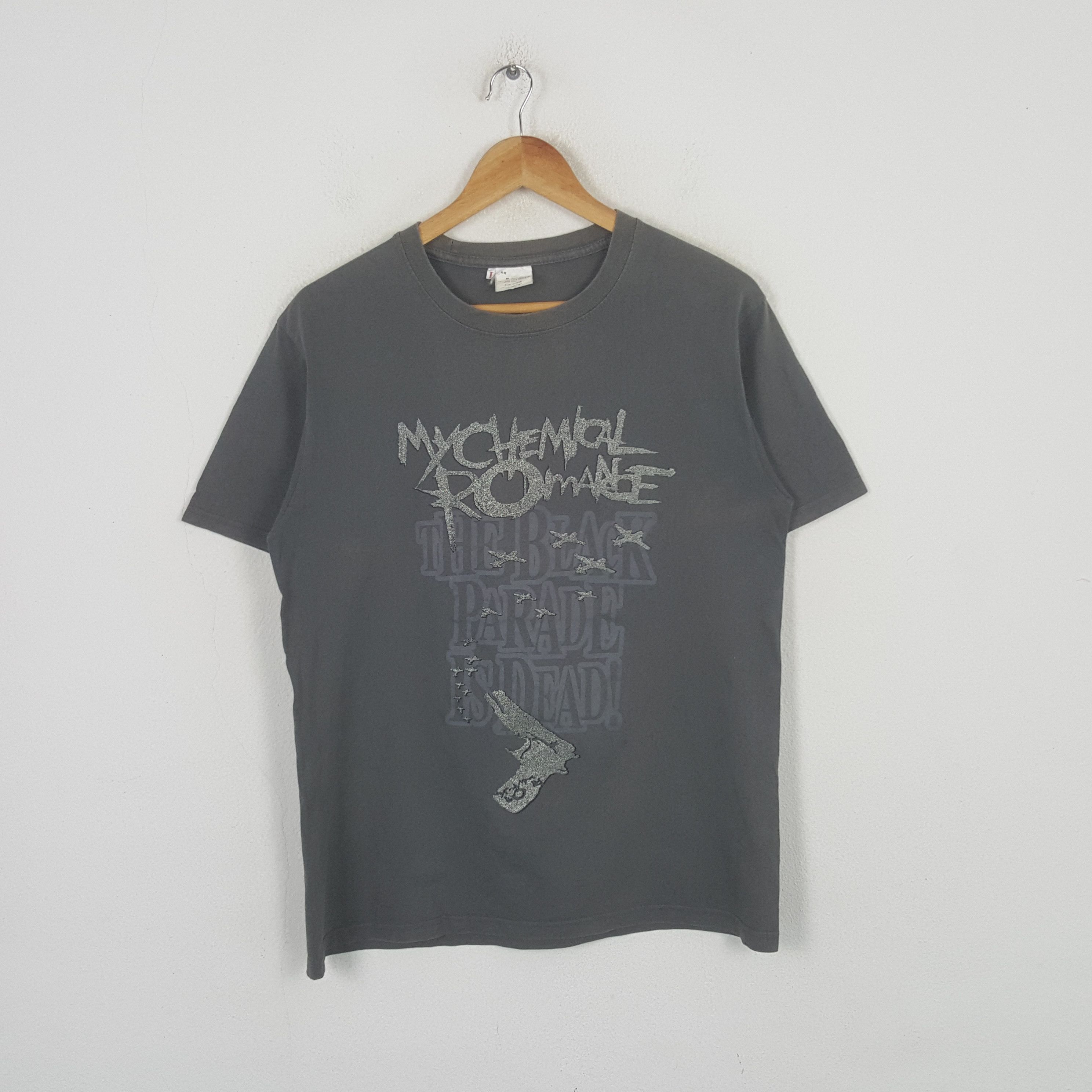 My Chemical Romance Vintage My Chemical Romance American Rock Band Tshirt RR26 Size US M / EU 48-50 / 2 - 1 Thumbnail