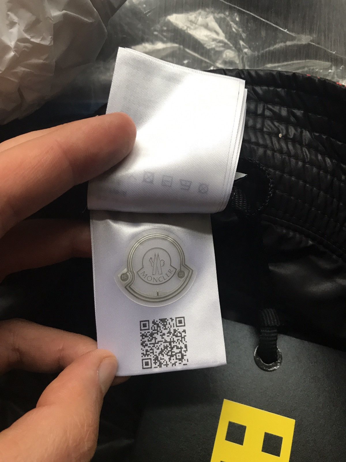 Moncler Moncler x Adidas size S shipping in EU Size ONE SIZE - 4 Thumbnail