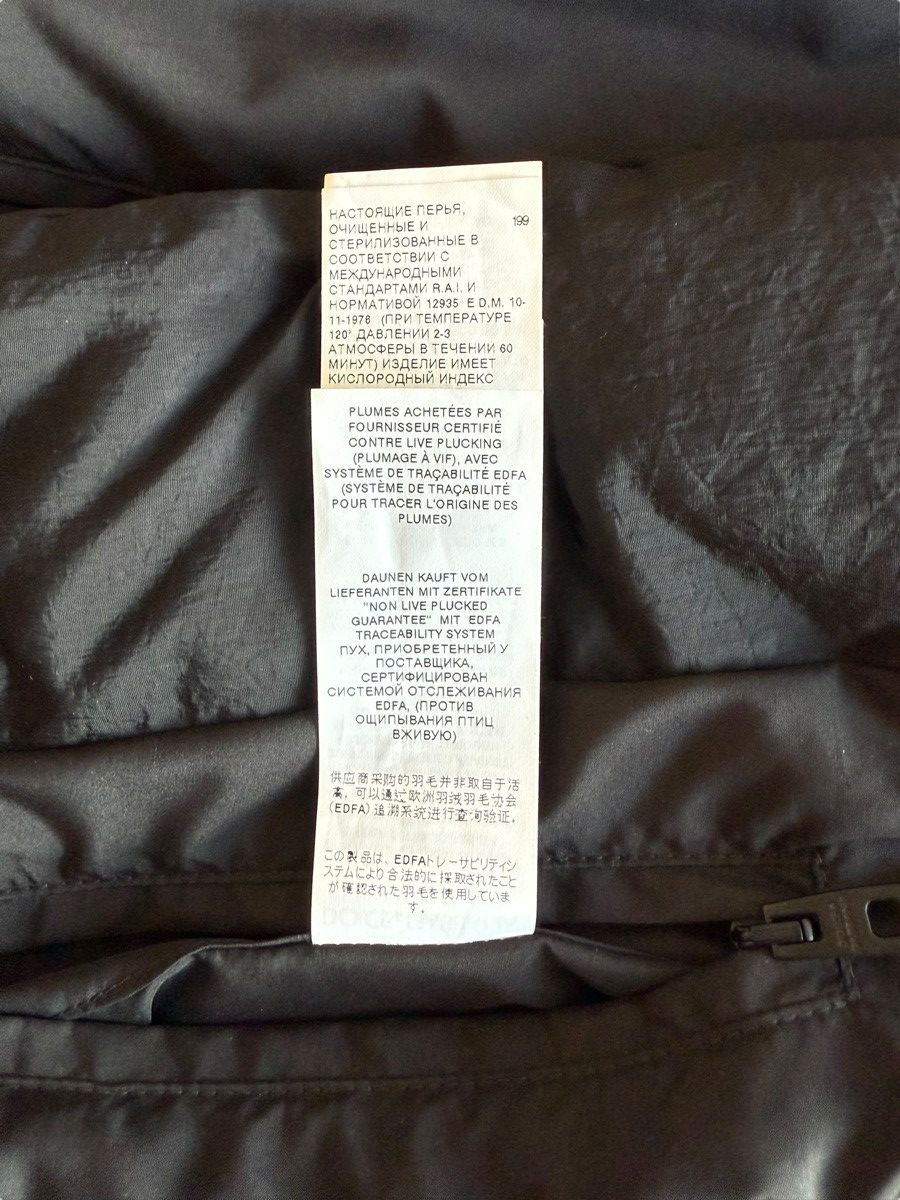 Dolce & Gabbana Dolce & Gabbana All-Over Button Vest Size US L / EU 52-54 / 3 - 6 Thumbnail