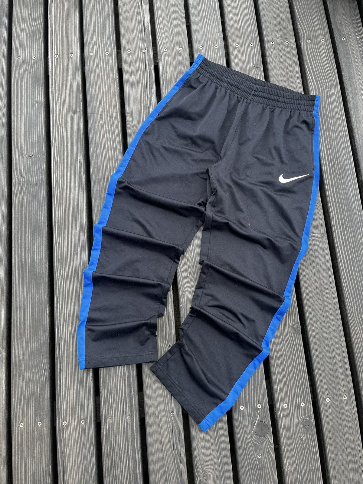 Vintage Vintage Nike Baggy Track Pants Cotton Drill Swoosh Y2K USA Size US 34 / EU 50 - 1 Thumbnail