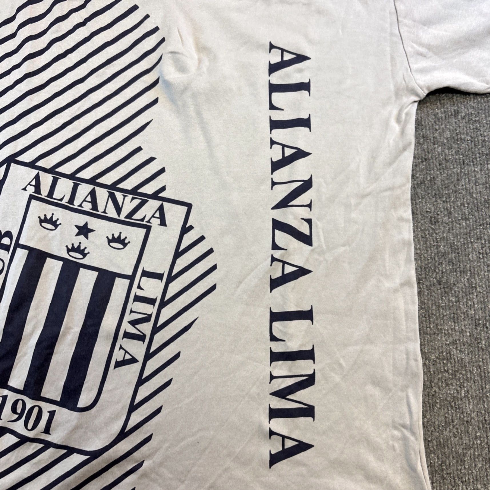 Vintage Caylu Pijamas Alianza Lima V Neck Shirt Men M Gray Futbol Soccer Shirt V-Neck Mens Medium Gray Size US M / EU 48-50 / 2 - 2 Thumbnail