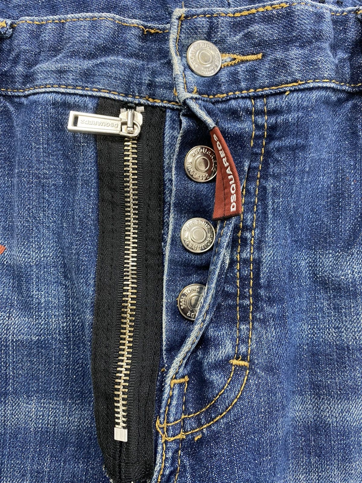 Dsquared2 2000s Dsquared2 Busted Distressed Patch Y2K Hype Faded Jeans Size US 31 - 6 Thumbnail