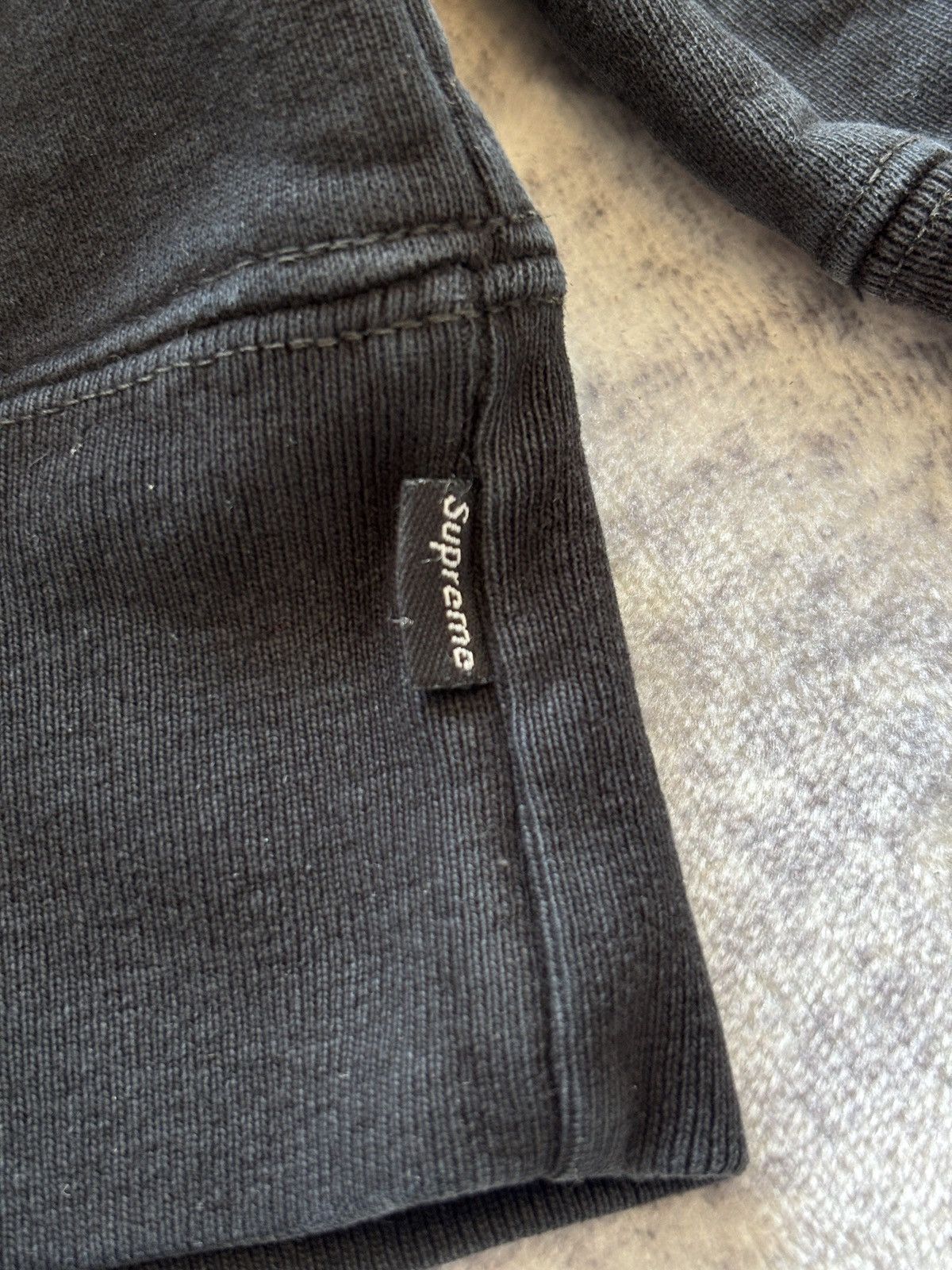 Supreme Supreme New York Side Logo Crewneck Sweater | RN101837 Size US XL / EU 56 / 4 - 6 Thumbnail