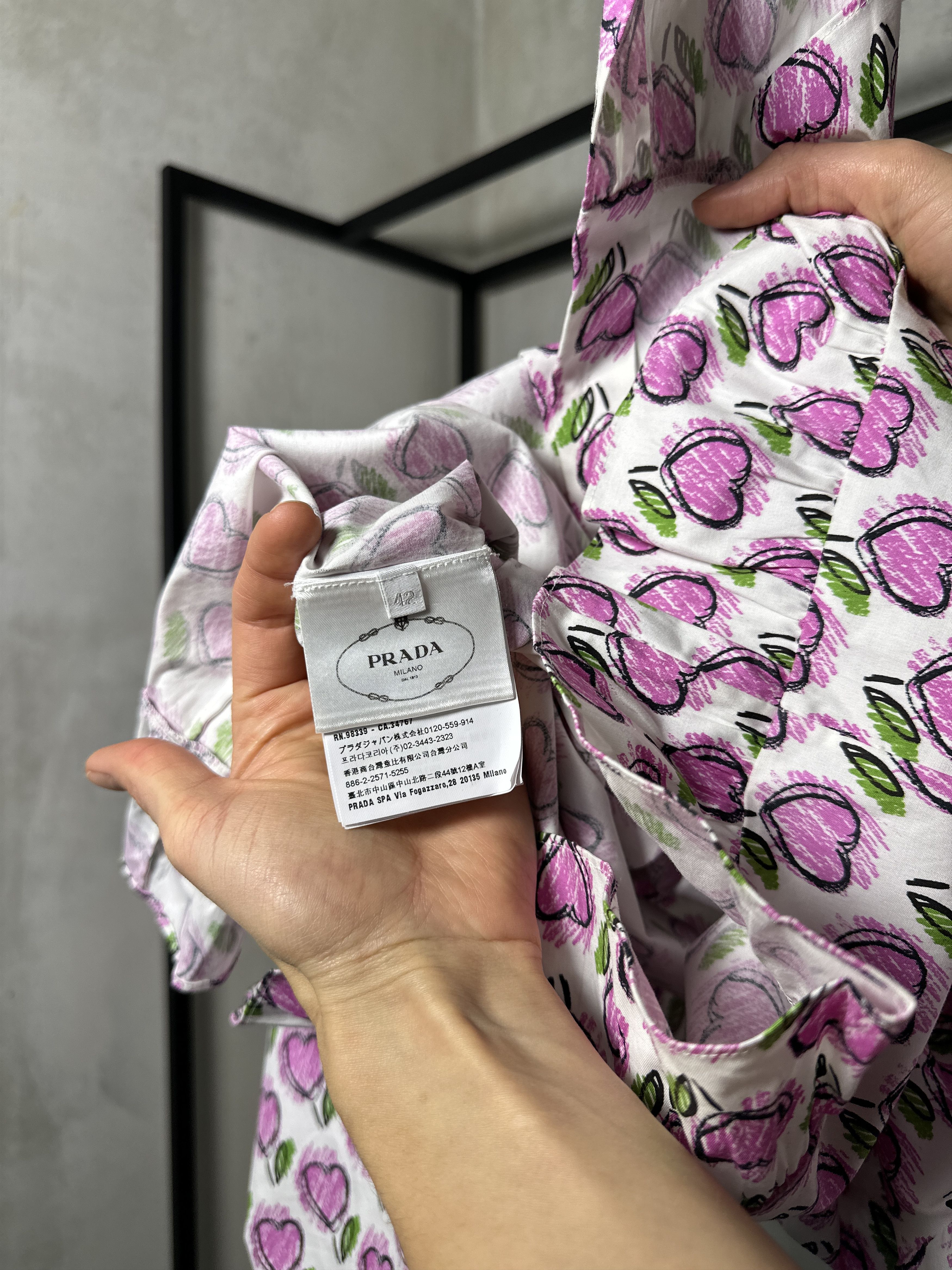 Prada Prada Heart Print Ruffle Shirt Size M / US 6-8 / IT 42-44 - 7 Thumbnail