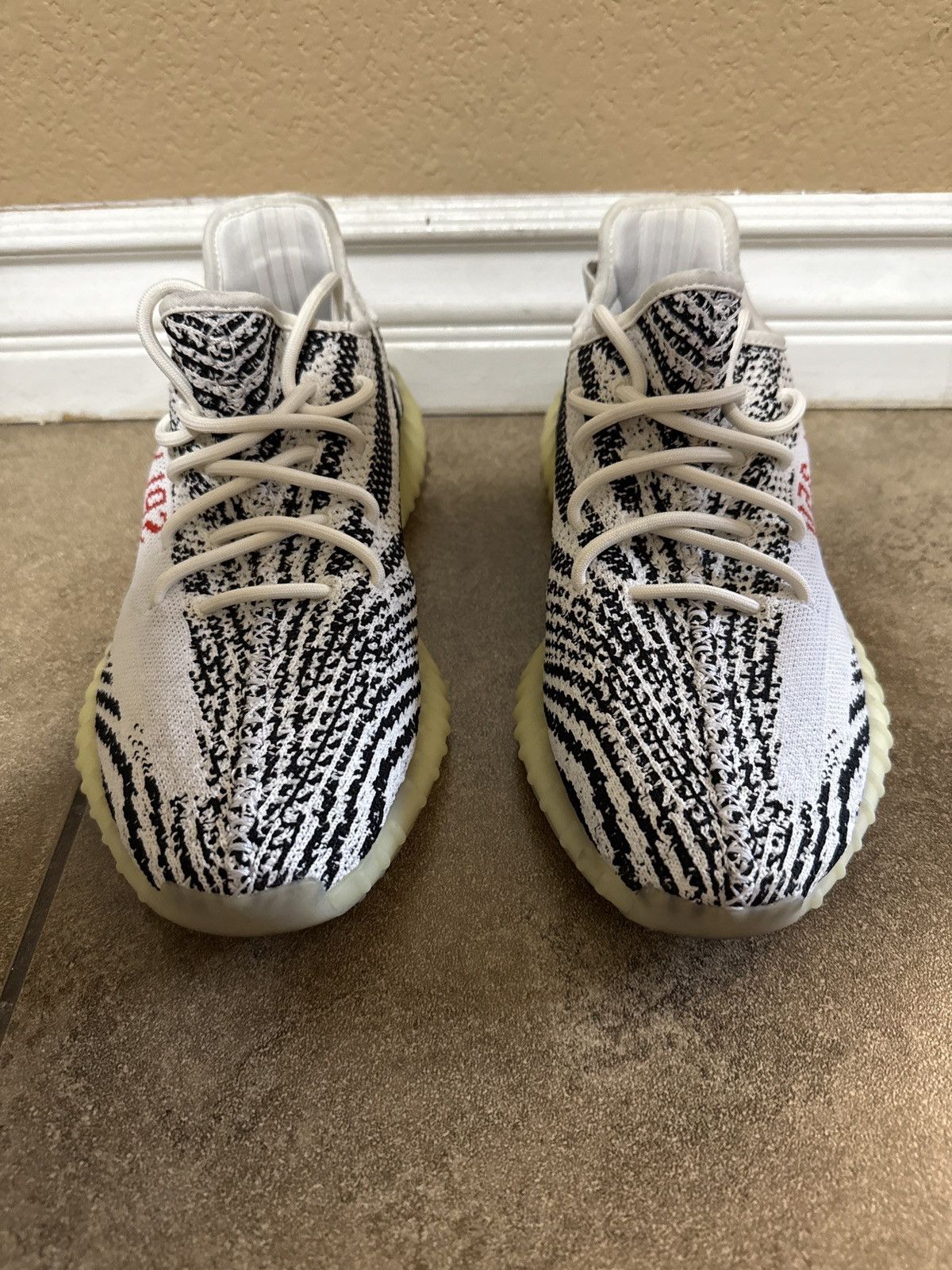 Yeezy Yeezy Boost 350 V2 Zebra Size US 9.5 / EU 42-43 - 3 Thumbnail