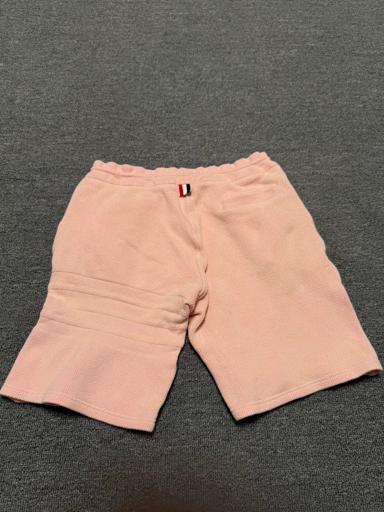 Thom Browne Thom Browne size 1 Pink shorts Size US 39 - 2 Thumbnail