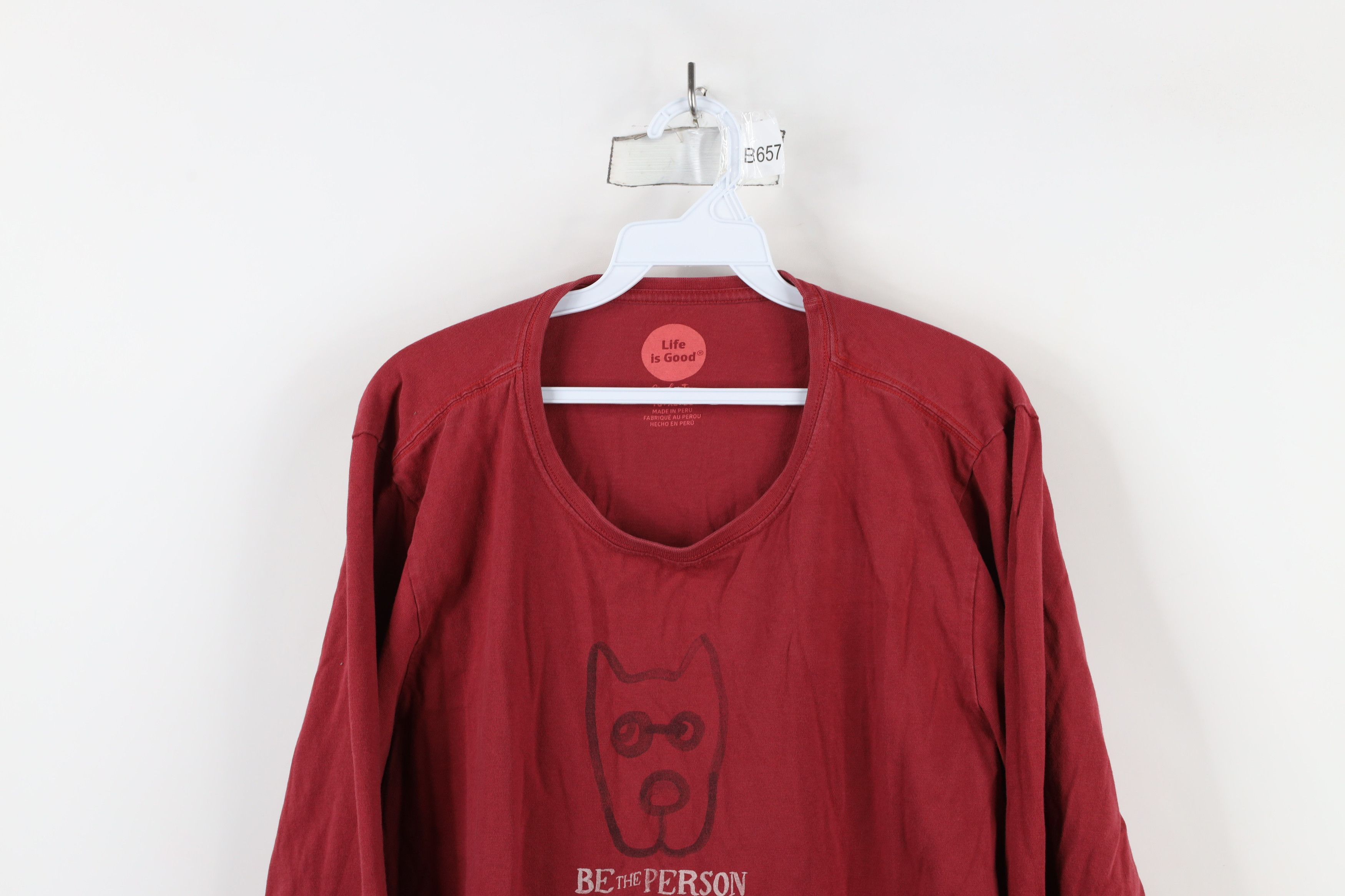 Life is Good × Vintage Life Is Good The Person Your Dog Thinks You Are T-Shirt Red Size US XL / EU 56 / 4 - 2 Thumbnail
