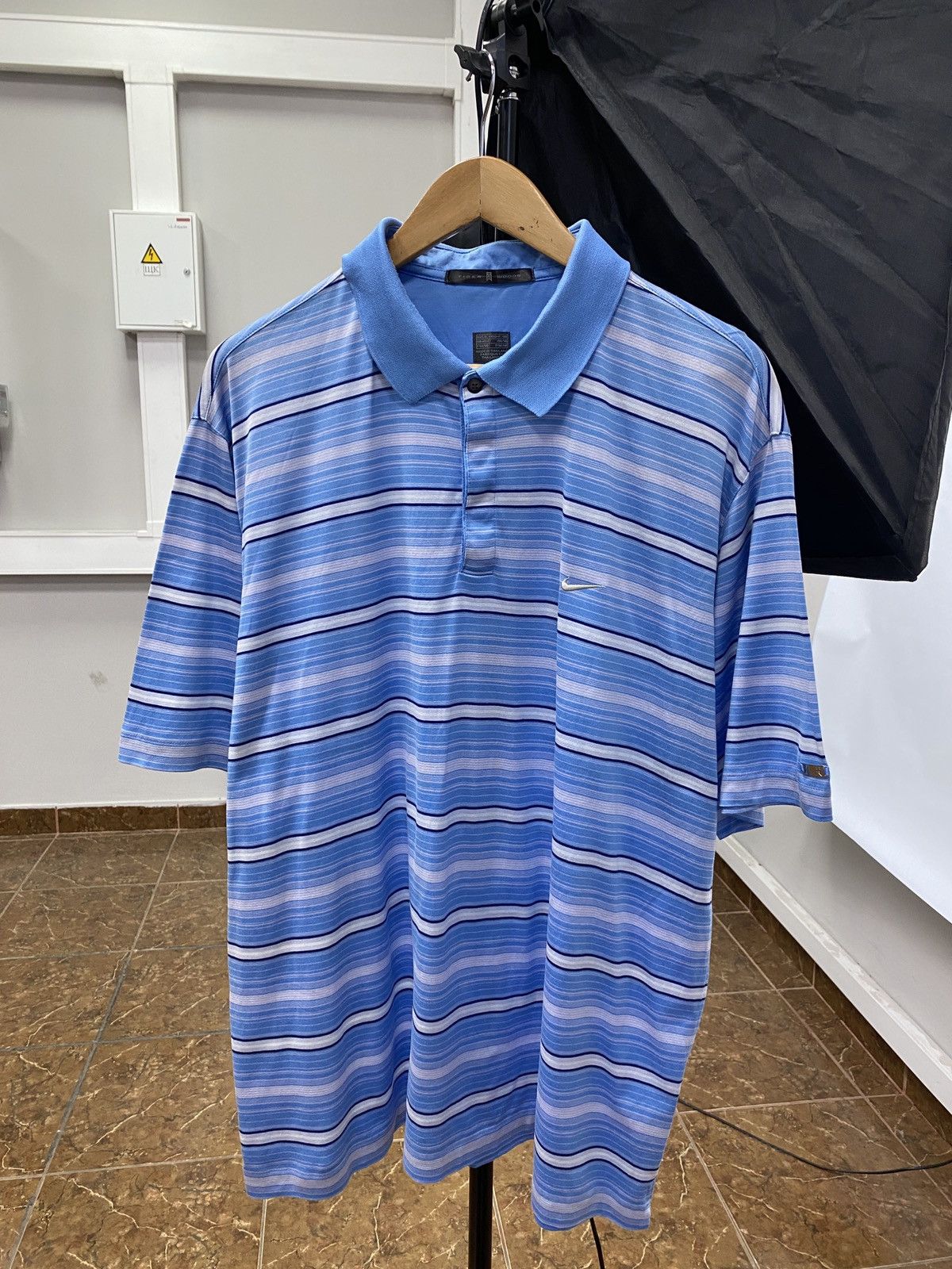 Nike × Tiger Woods 🇺🇸 Vintage 90s Nike Tiger Woods Golf Polo T-Shirt Rare Retro Size US XL / EU 56 / 4 - 1 Thumbnail