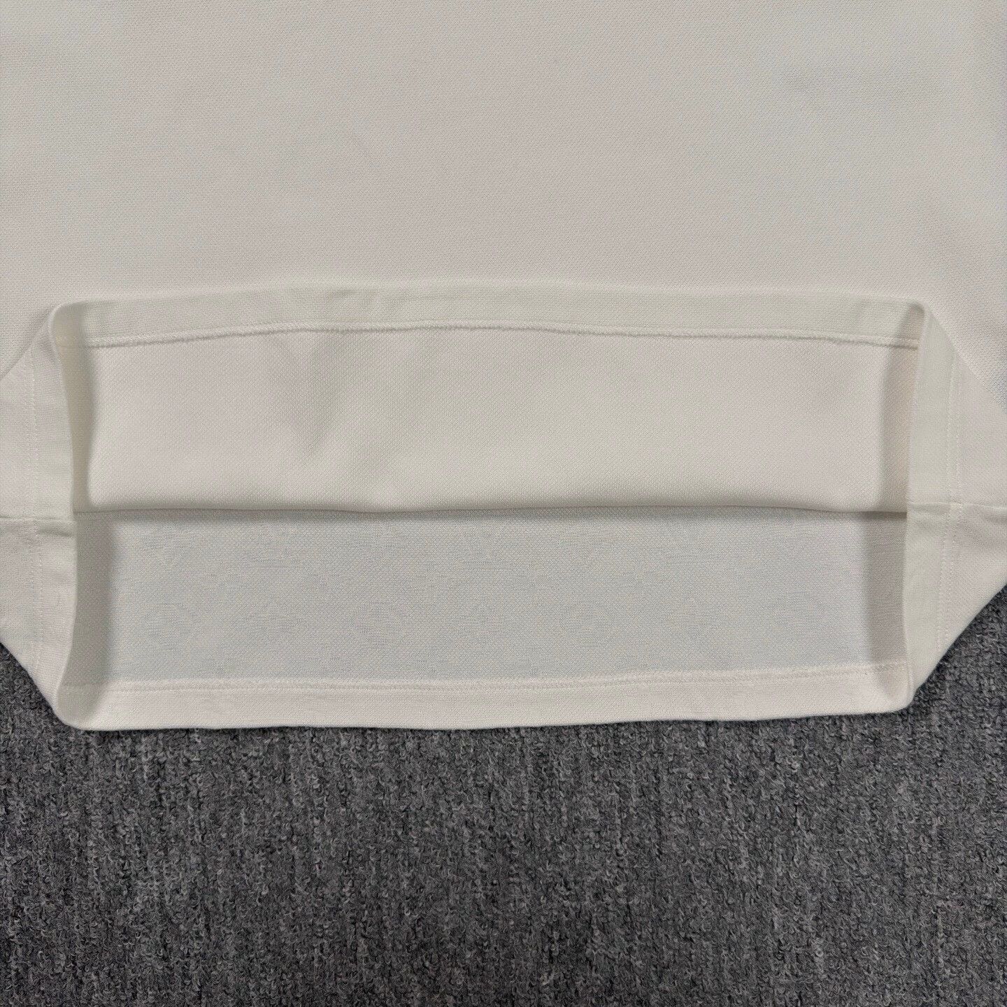 Louis Vuitton LV 24 White Pocket AOP Short Sleeve M LN Size US M / EU 48-50 / 2 - 7 Thumbnail