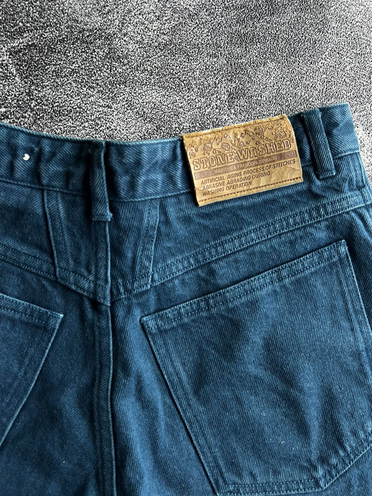 Marithe + Francois Girbaud Marithe Francois Girbaud Stone Washed Short Size 28" / US 6 / IT 42 - 8 Thumbnail