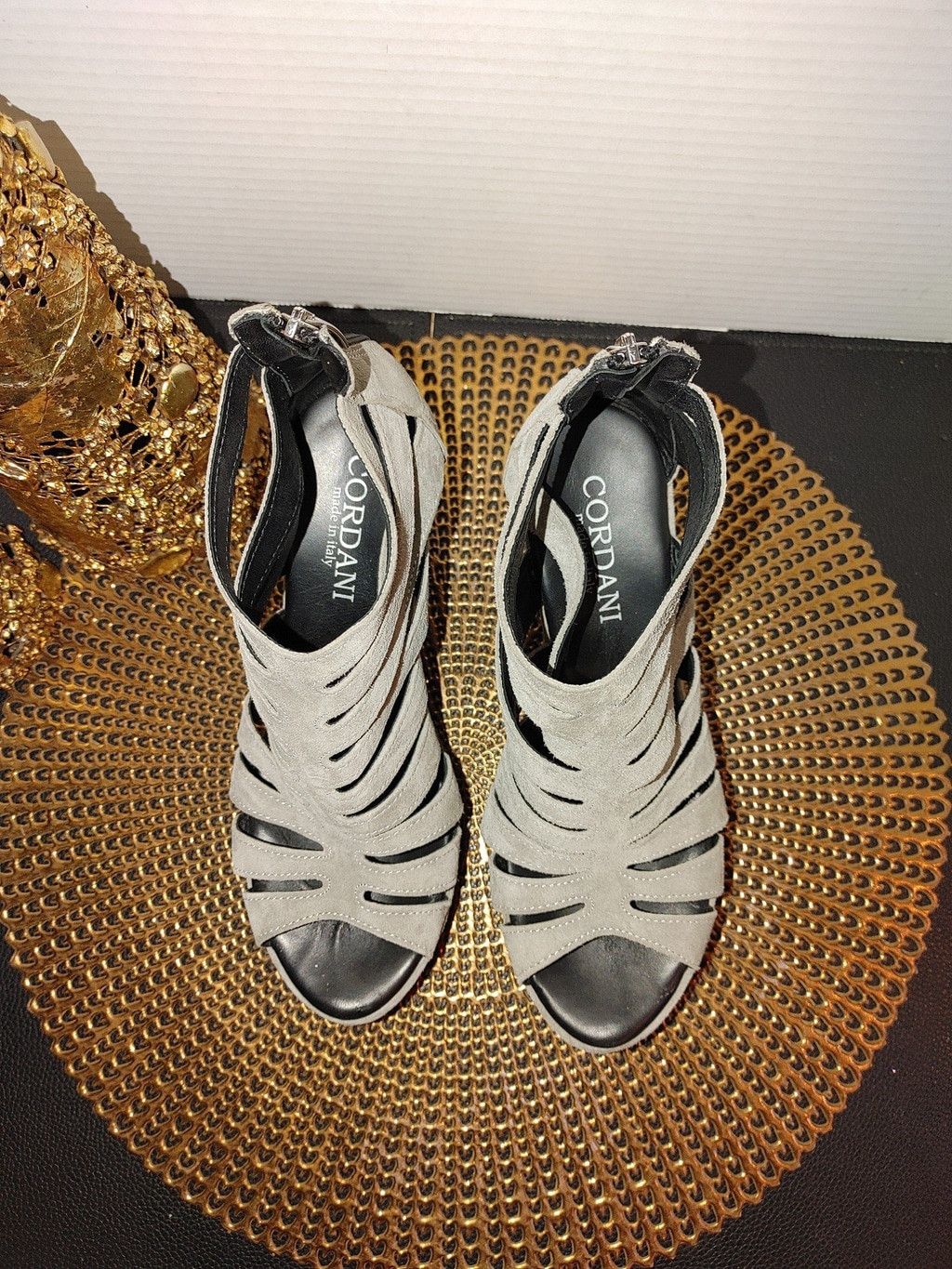 Other Cordani Electra Platform Suede Wedge heels size 38 Size US 7.5 / IT 37.5 - 3 Thumbnail