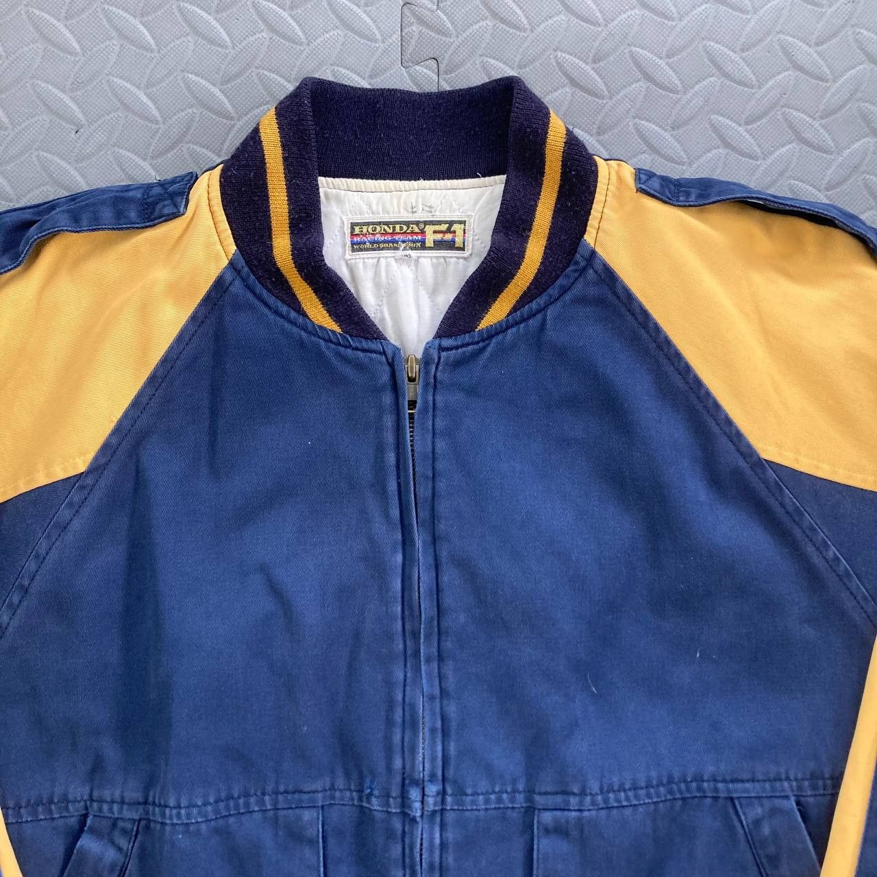 Vintage F1 Honda Championship Quilted Racing Bomber Jacket Size US L / EU 52-54 / 3 - 4 Thumbnail