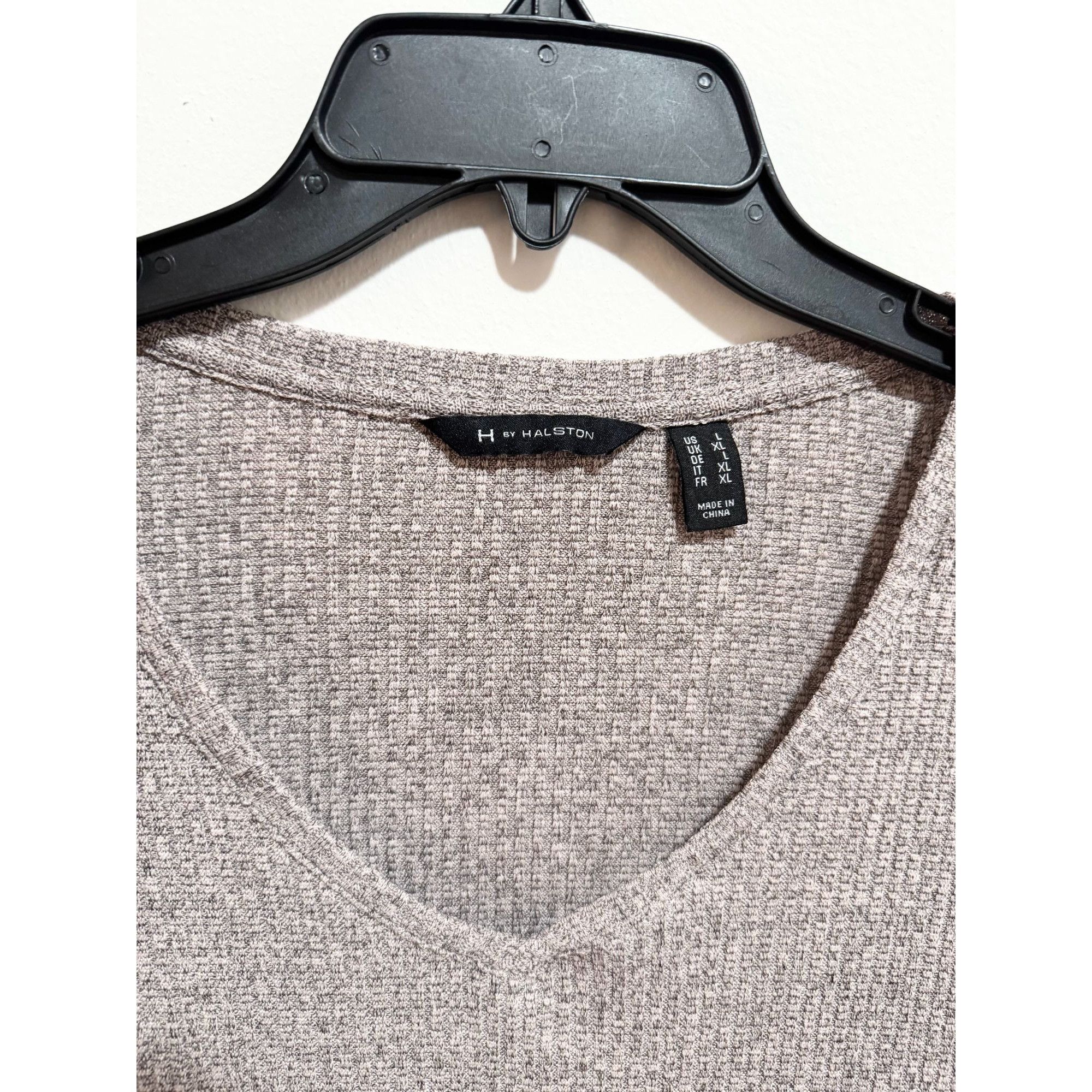 Halston H by Halston thermal waffle knit long sleeve top shirt sweat Size L / US 10 / IT 46 - 7 Thumbnail