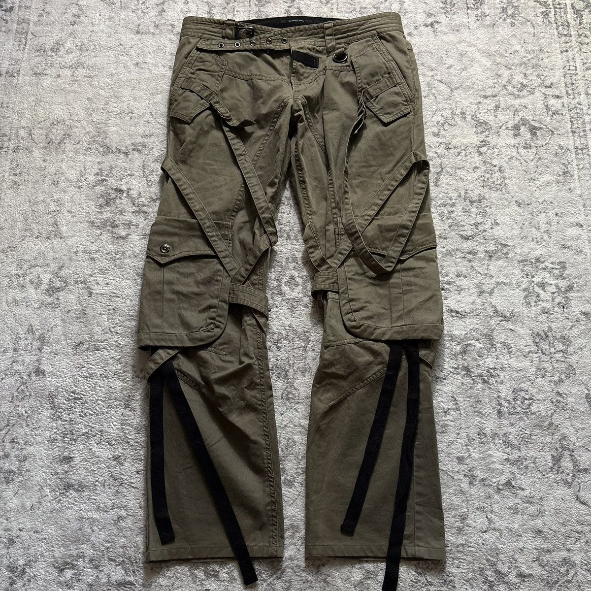 Yasuyuki Ishii Yasuyuki Ishii Gunslinger Cargo Pants | Grailed