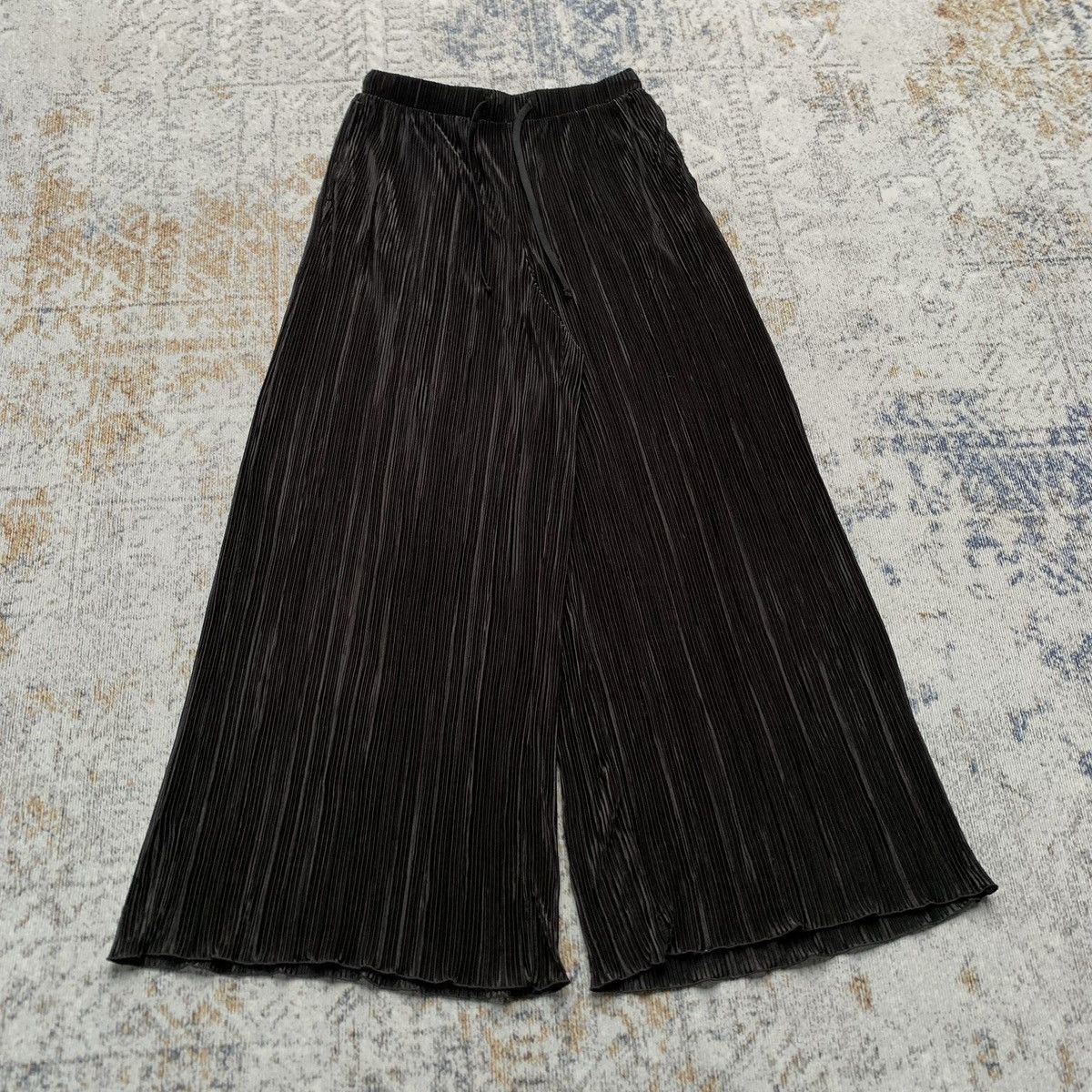 Japanese Brand × Vintage Rare Japanese Brand Issey Style GU Pleats Pants Size US 30 / EU 46 - 2 Thumbnail
