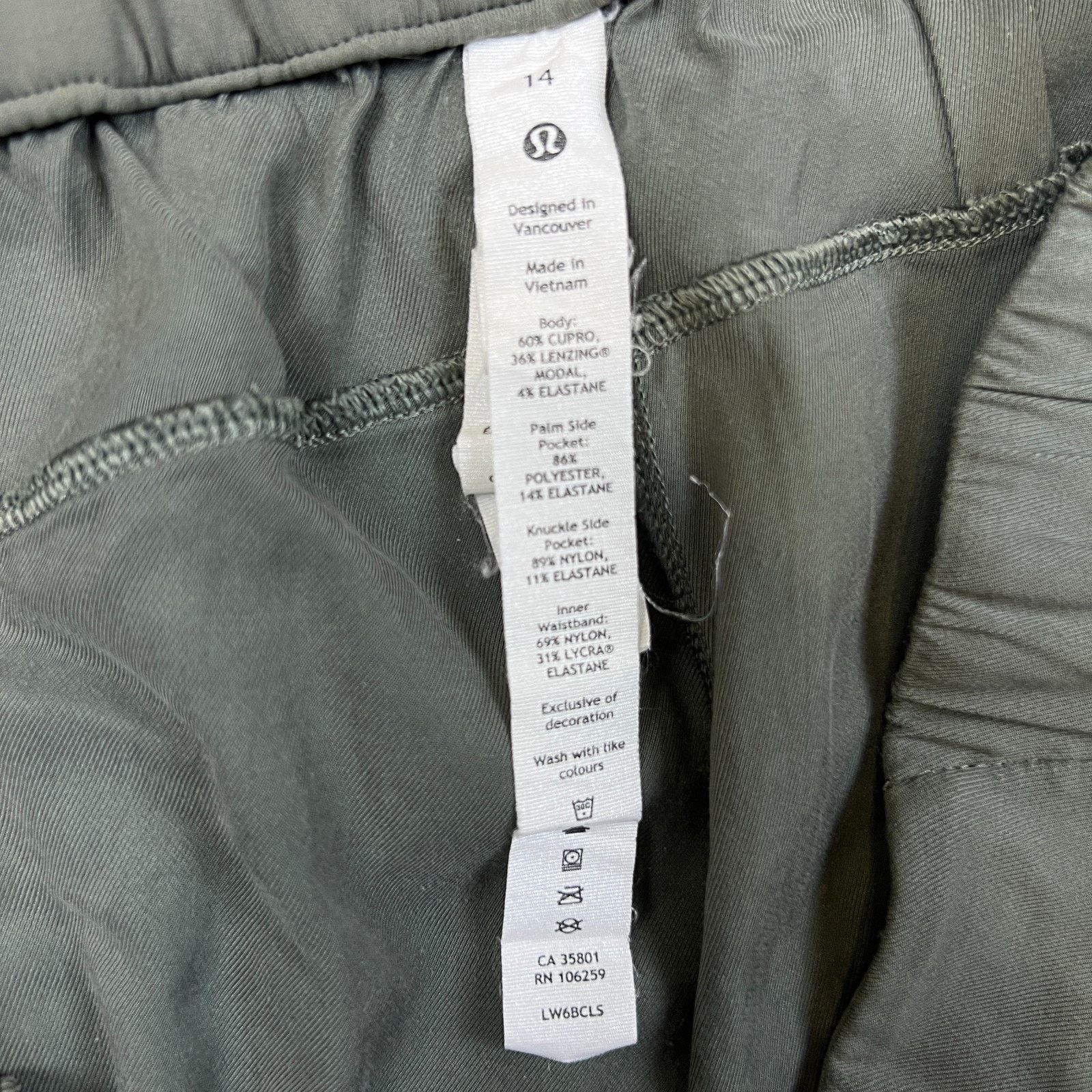 Lululemon Lululemon Metropolis Maven High Rise Crop Size 14 Sage Pants Size 36" / US 14 / IT 50 - 8 Thumbnail