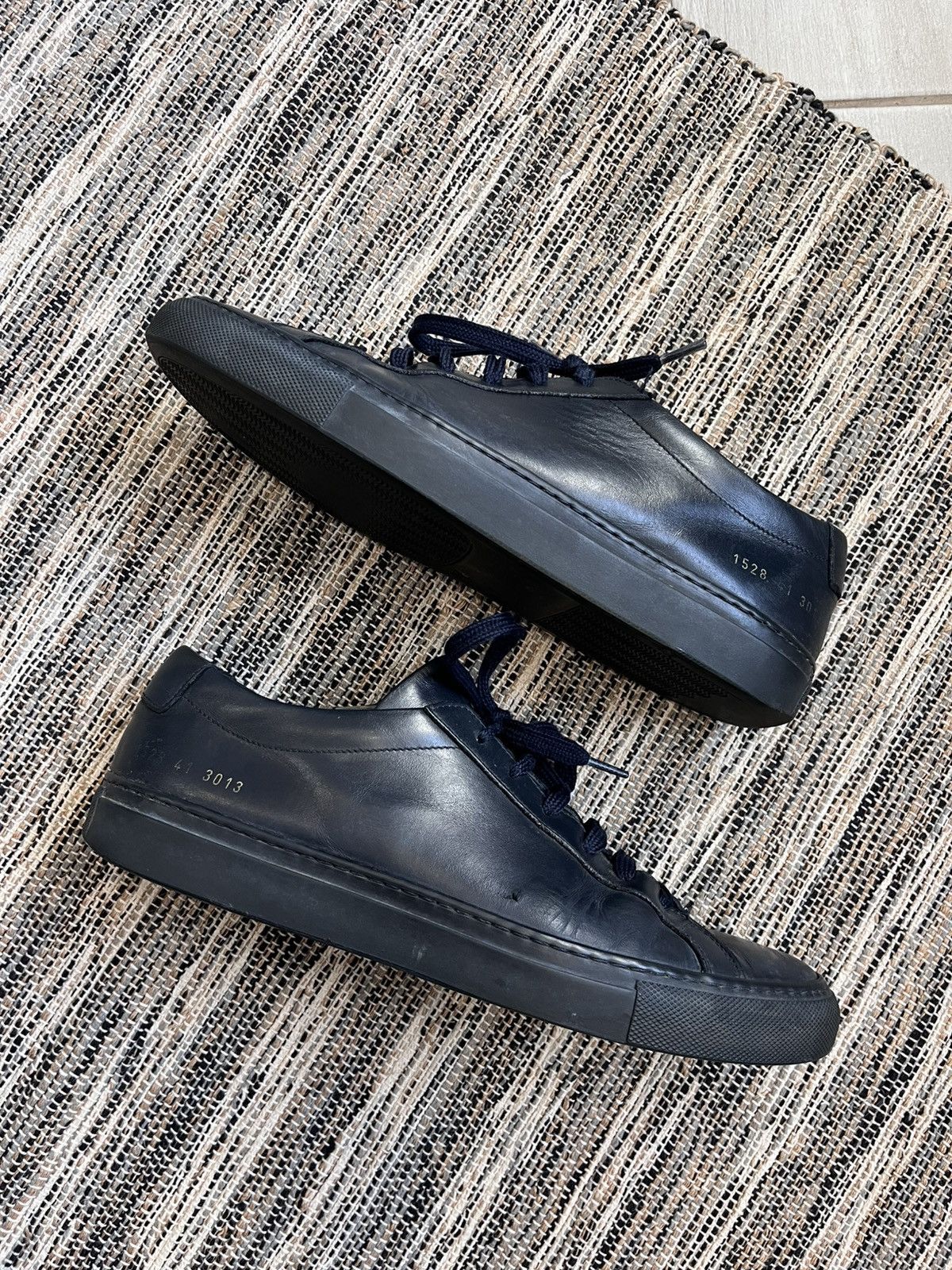 Common Projects × Designer Common Projects Achilles Low Sneakers Navy leather shoes Size US 8 / EU 41 - 6 Thumbnail
