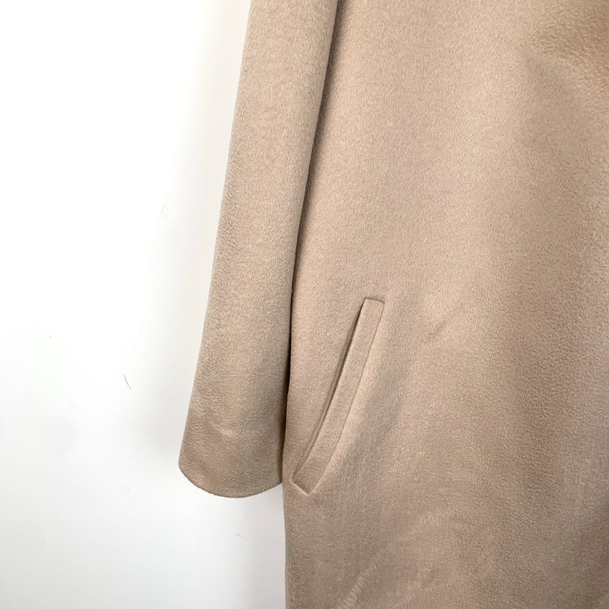 Max Mara Maxmara Beige Hooded Wool-Lined Cashmere Coat (Size S) Size S / US 4 / IT 40 - 6 Thumbnail