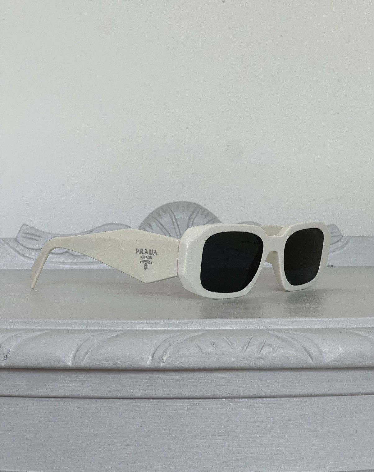 Prada Prada Logo Sunglasses SPR 17W Size ONE SIZE - 6 Thumbnail