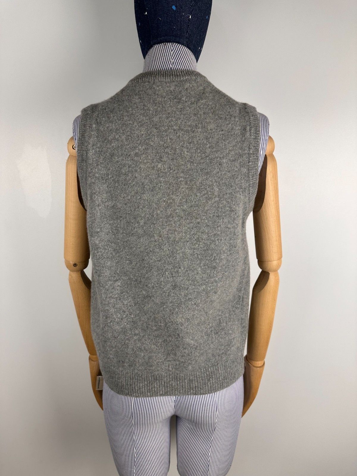 Other Woolovers Sweater Vest Womens Gray Size M Size M / US 6-8 / IT 42-44 - 5 Thumbnail