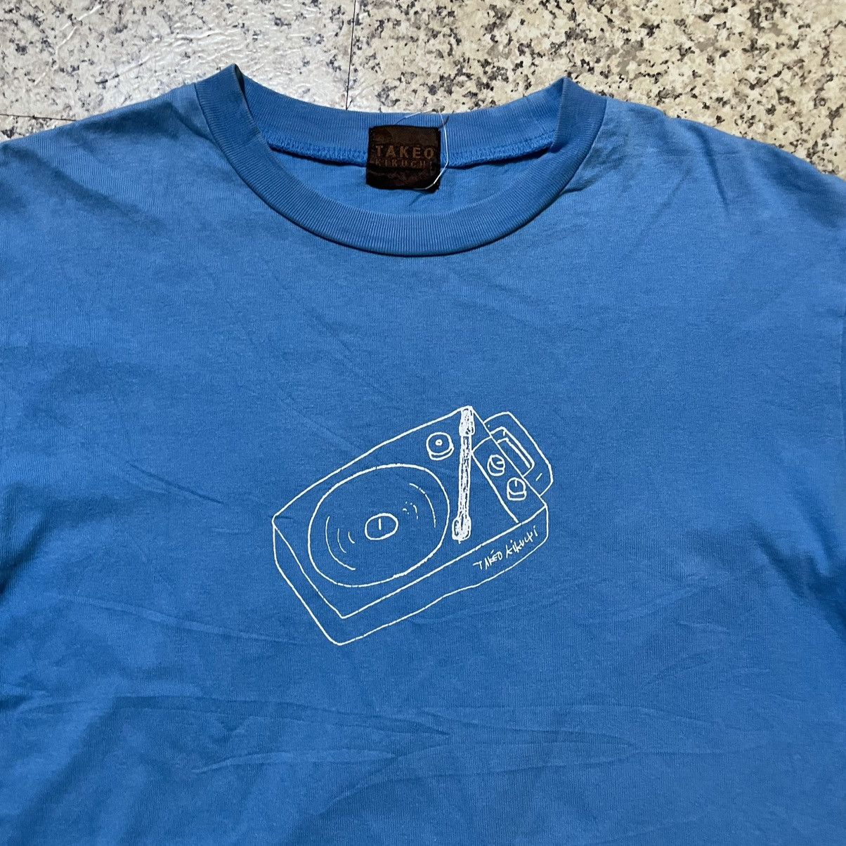Takeo Kikuchi Vintage 90s Takeo Kikuchi "Turntable" Hand-Drawn Sketch Tee Size US M / EU 48-50 / 2 - 3 Thumbnail
