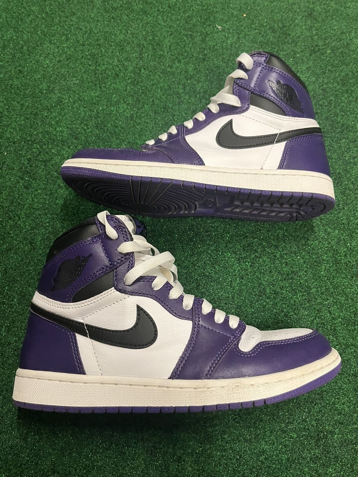 Jordan Brand Jordan 1 Court Purple OG High Size US 8 / EU 41 - 1 Thumbnail